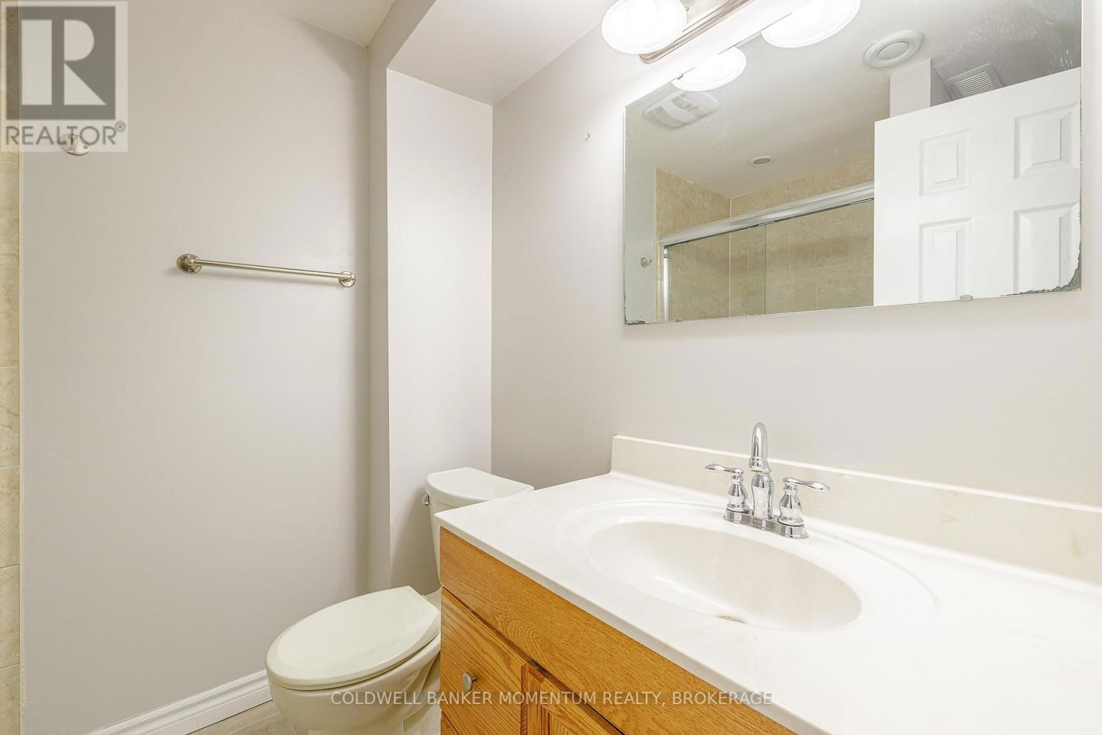 6 RANNIE COURT Image 24