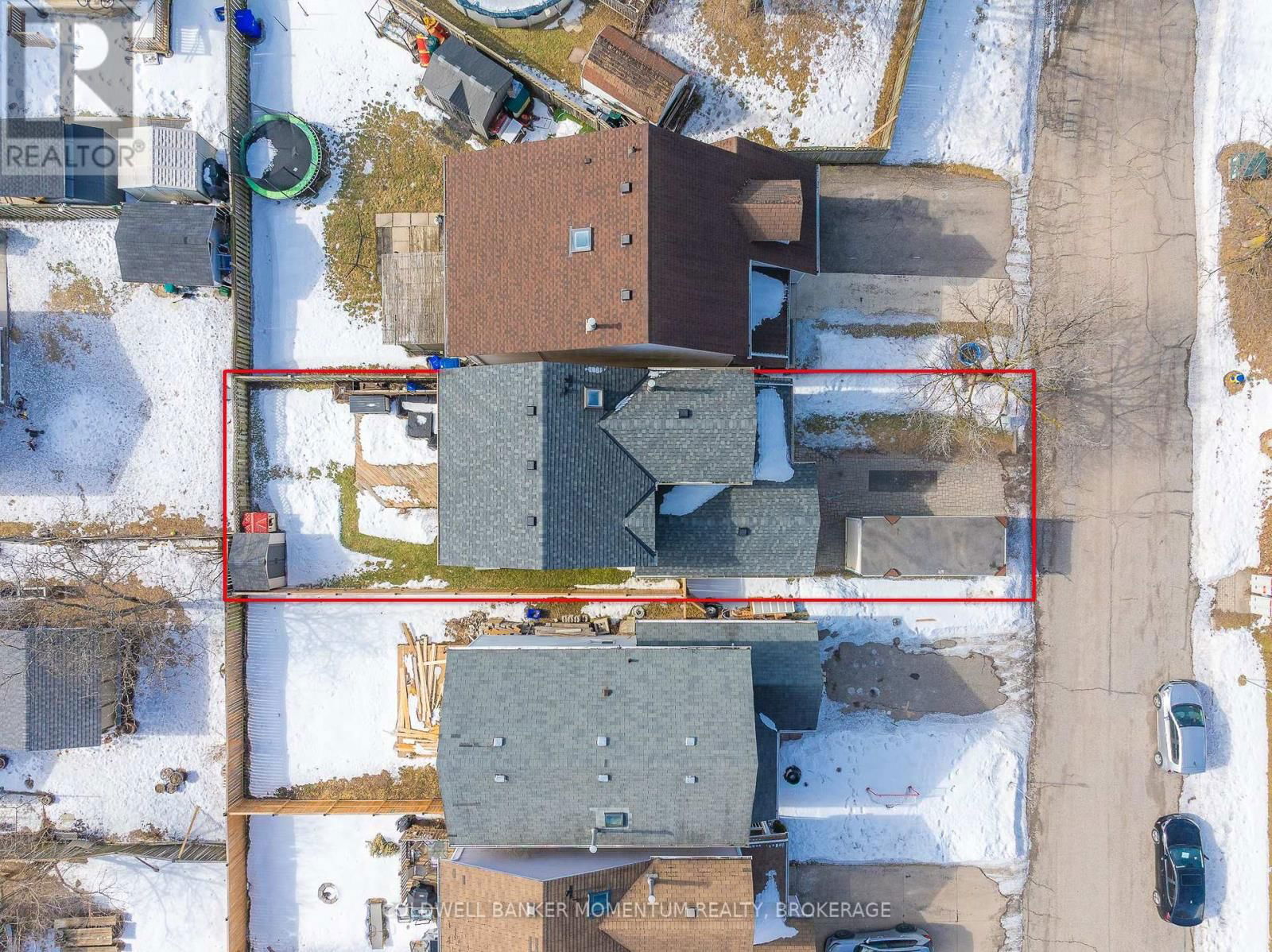 6 RANNIE COURT Image 31