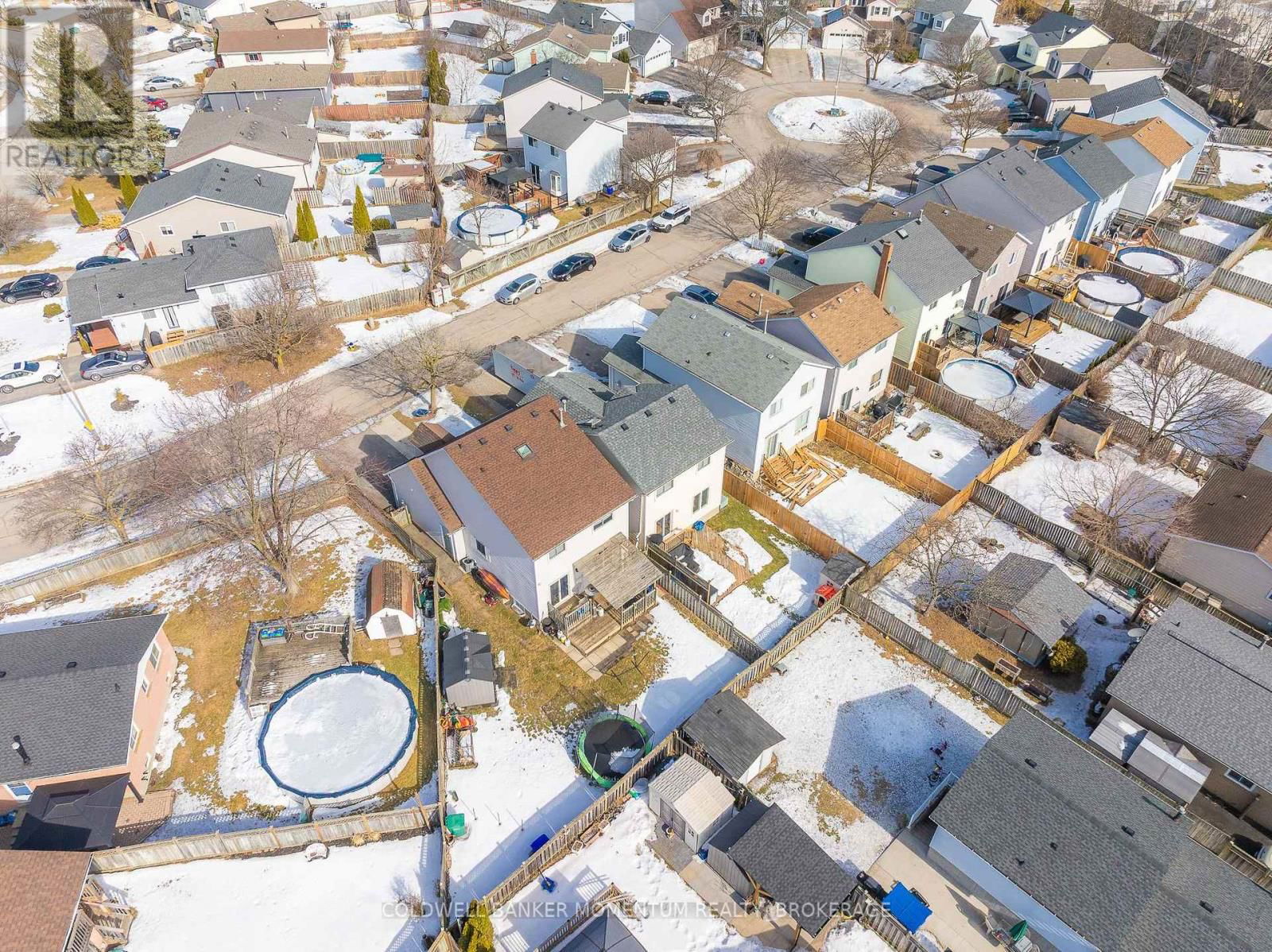 6 RANNIE COURT Image 34