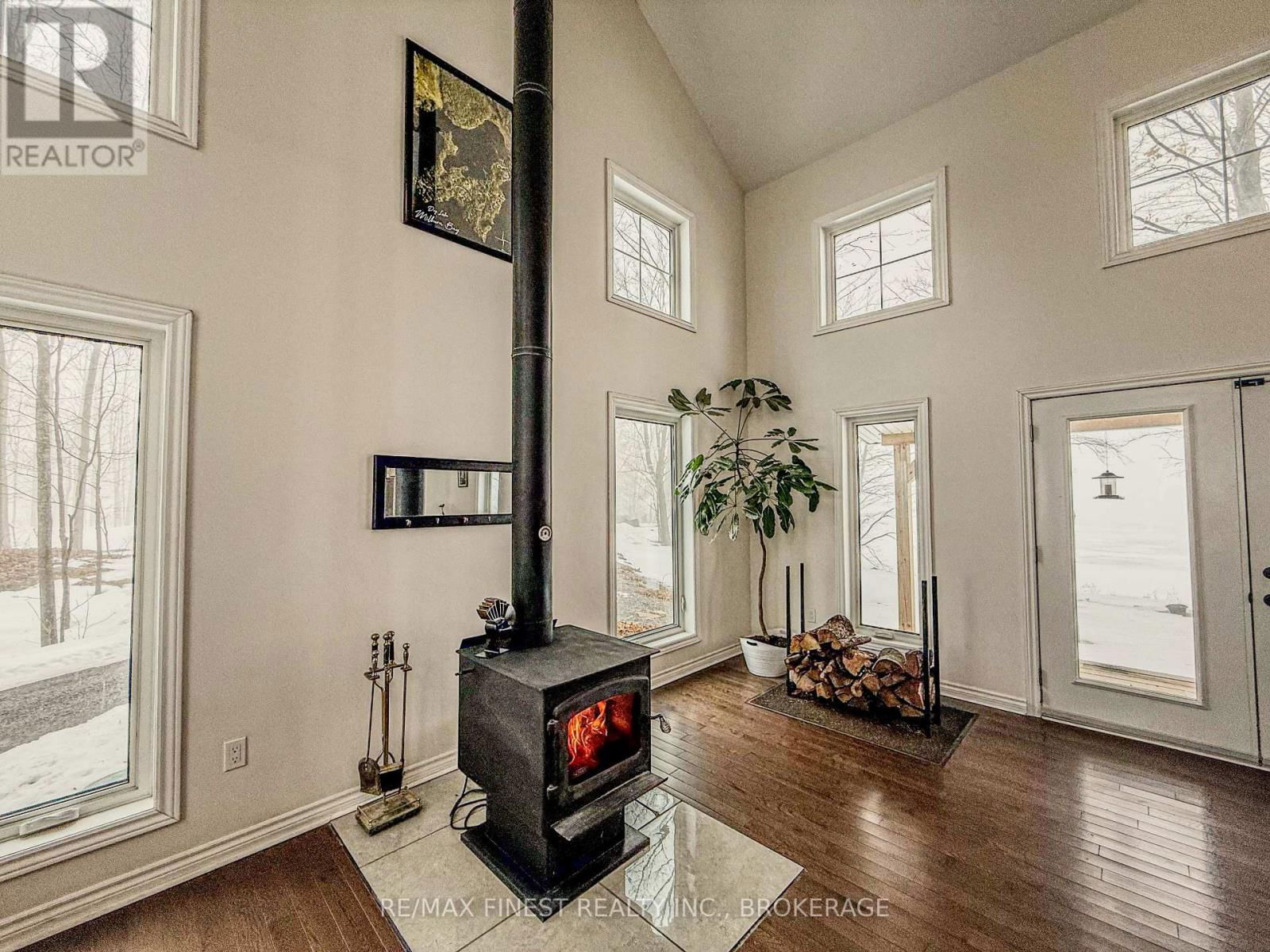 3855 HIDEAWAY LANE Image 17