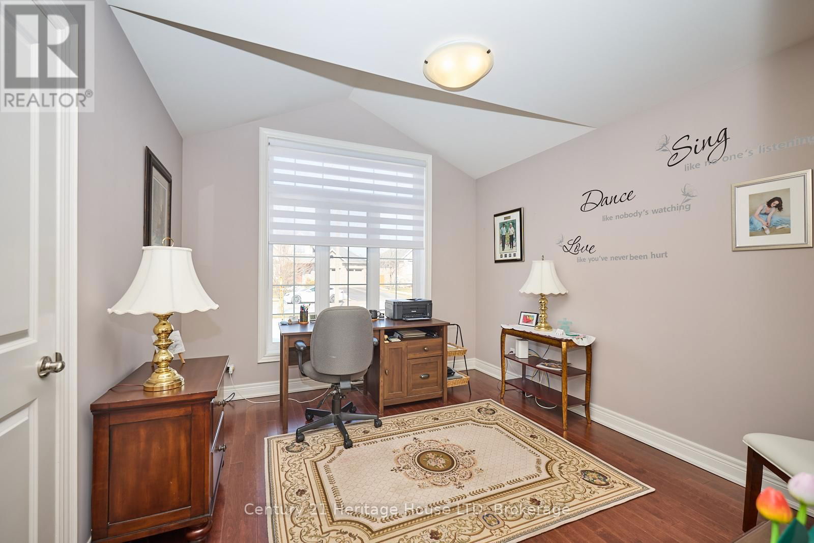 3281 CHARLESTON DRIVE Image 15