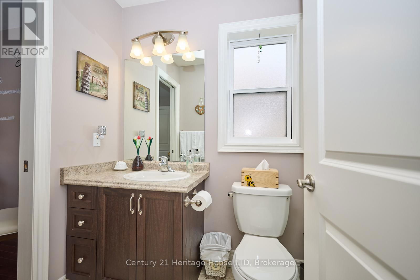 3281 CHARLESTON DRIVE Image 17