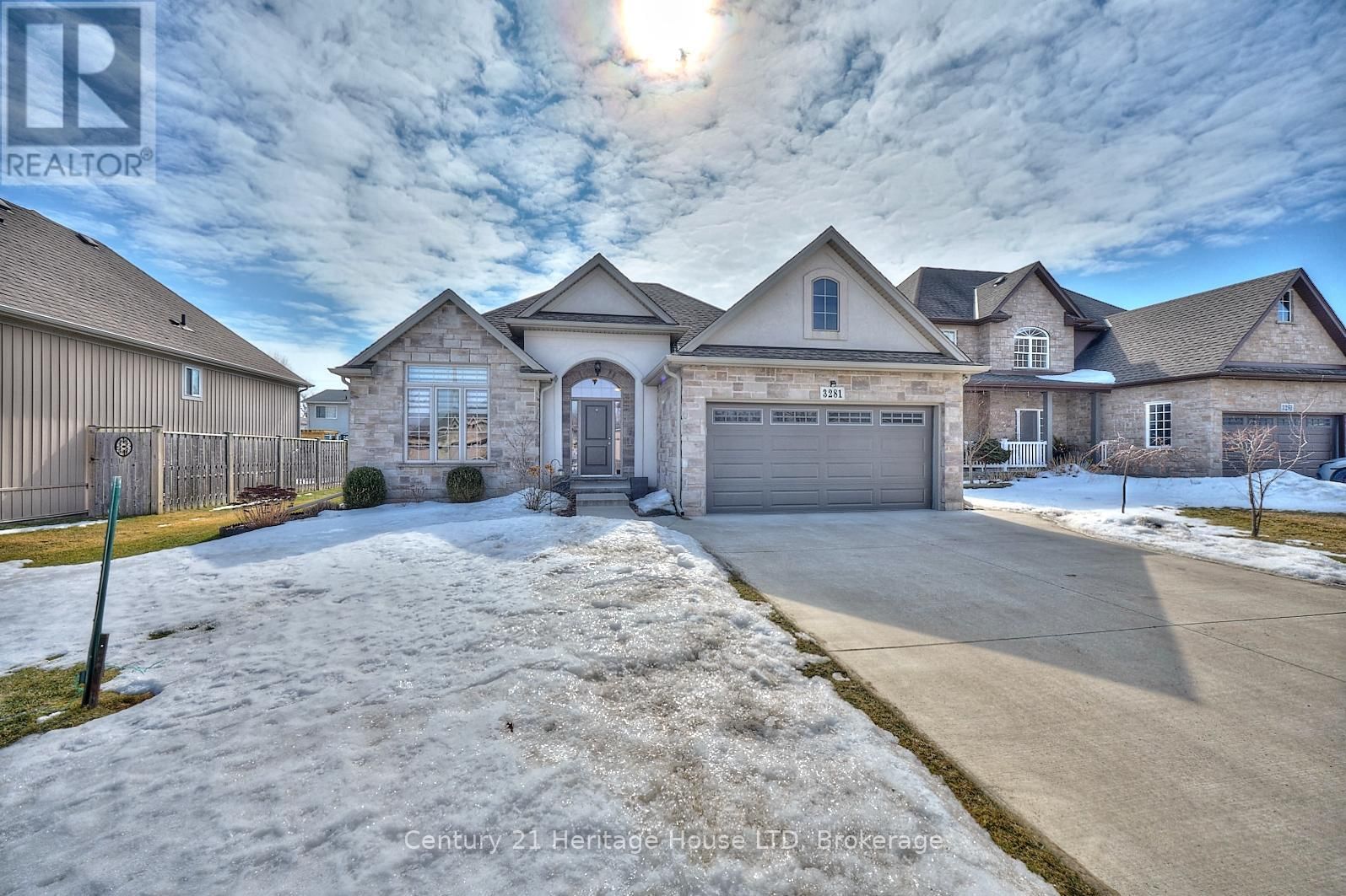 3281 CHARLESTON DRIVE Image 2