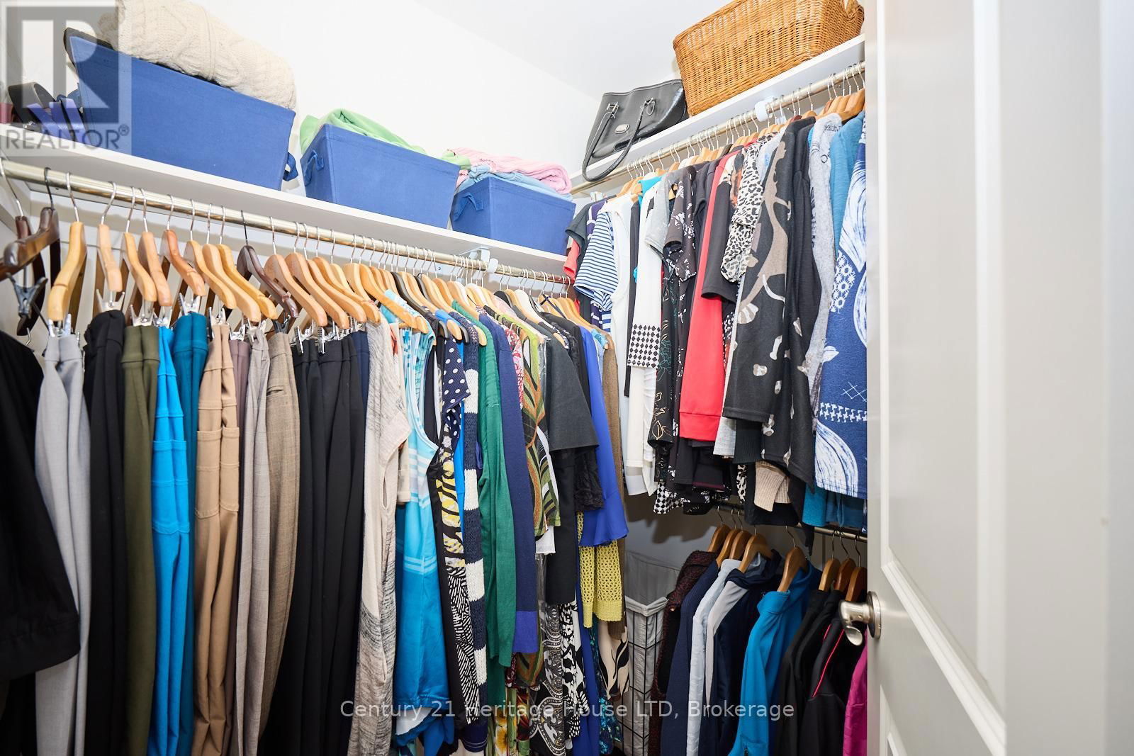 3281 CHARLESTON DRIVE Image 21