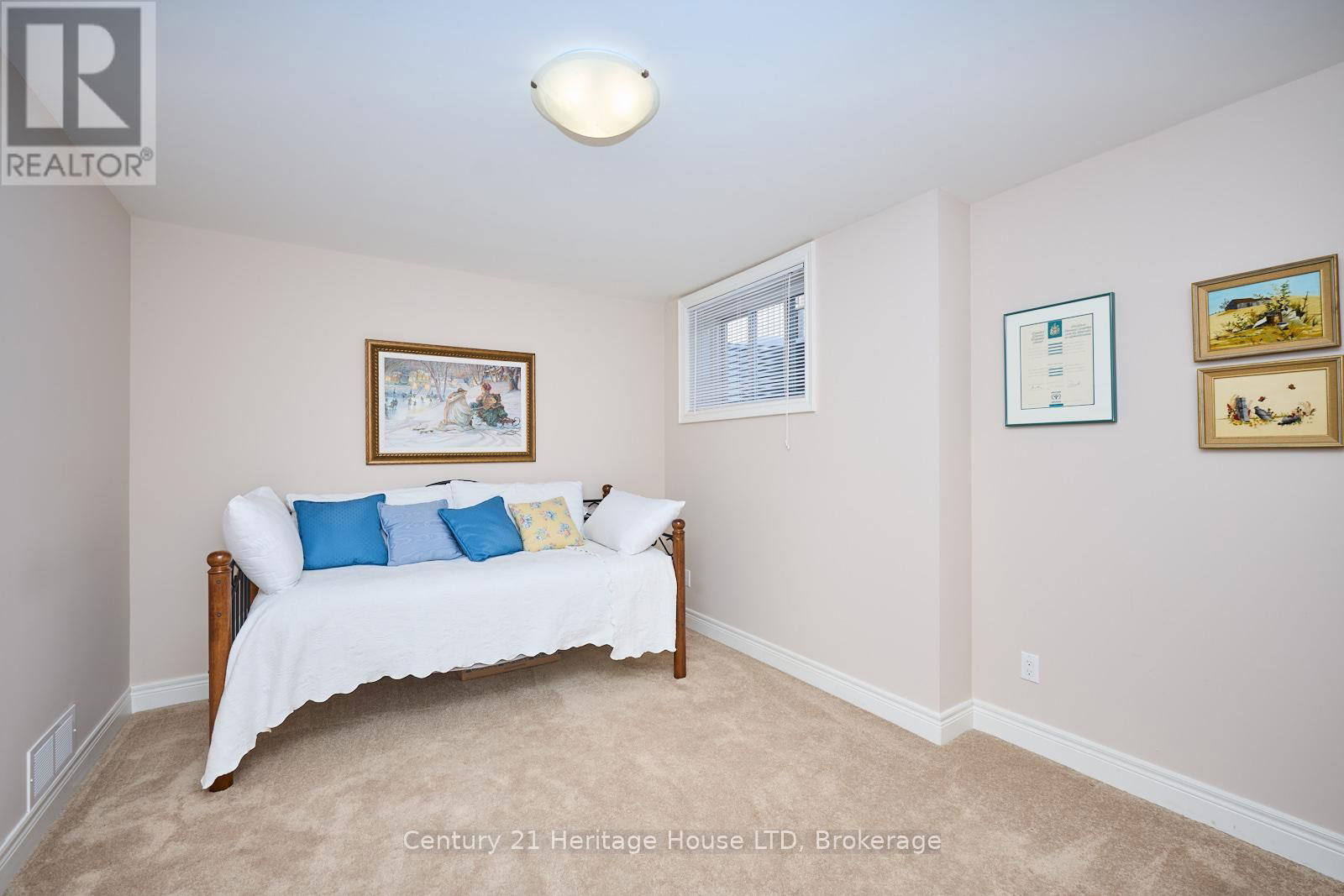 3281 CHARLESTON DRIVE Image 30