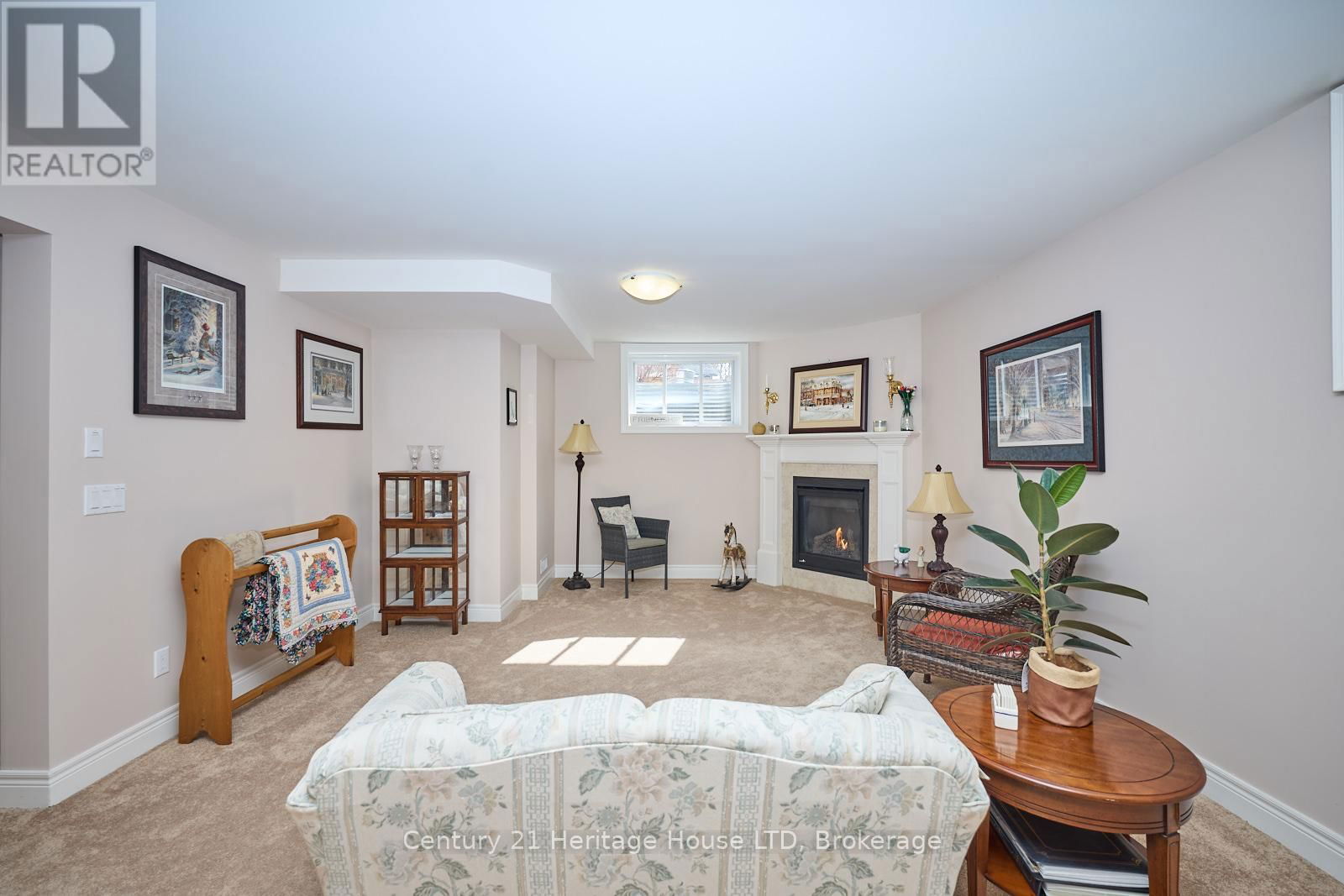 3281 CHARLESTON DRIVE Image 33