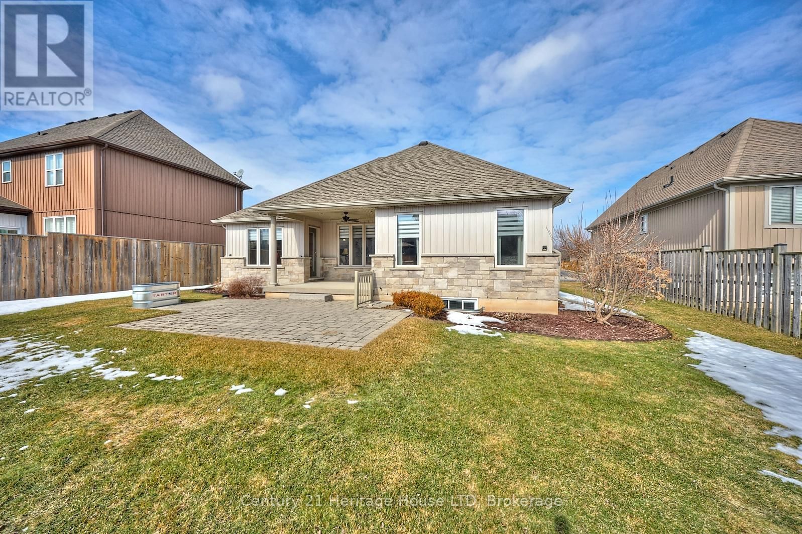 3281 CHARLESTON DRIVE Image 40