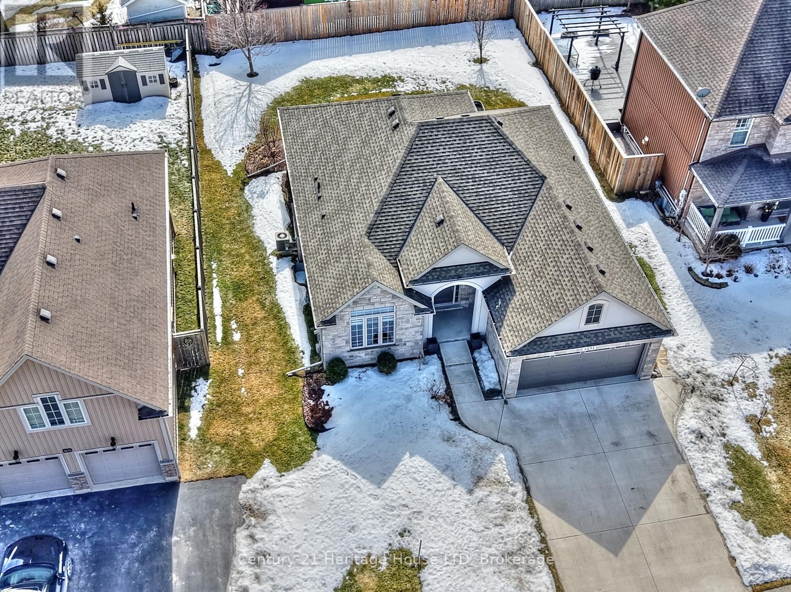 3281 CHARLESTON DRIVE Image 42