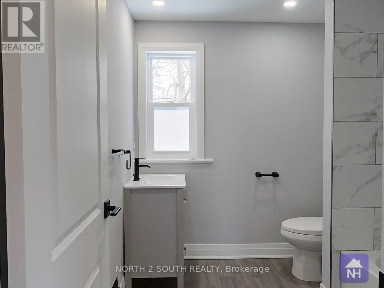 190 STEWART STREET Image 10