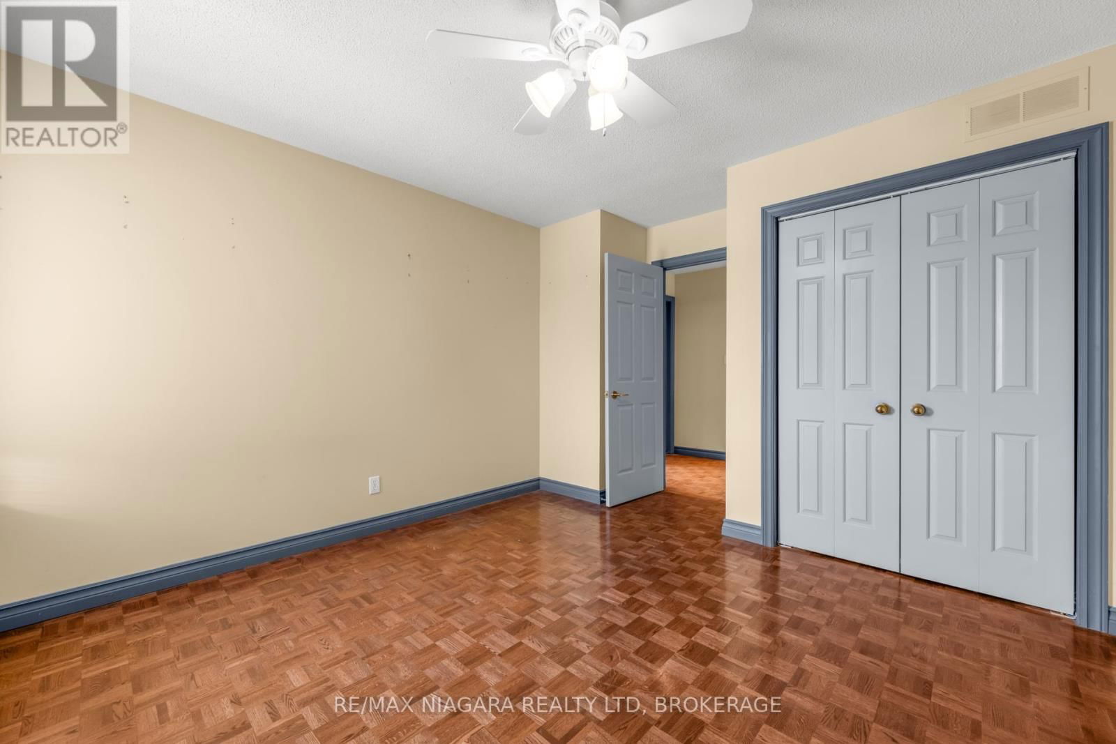 4850 HILLSIDE DRIVE Image 28