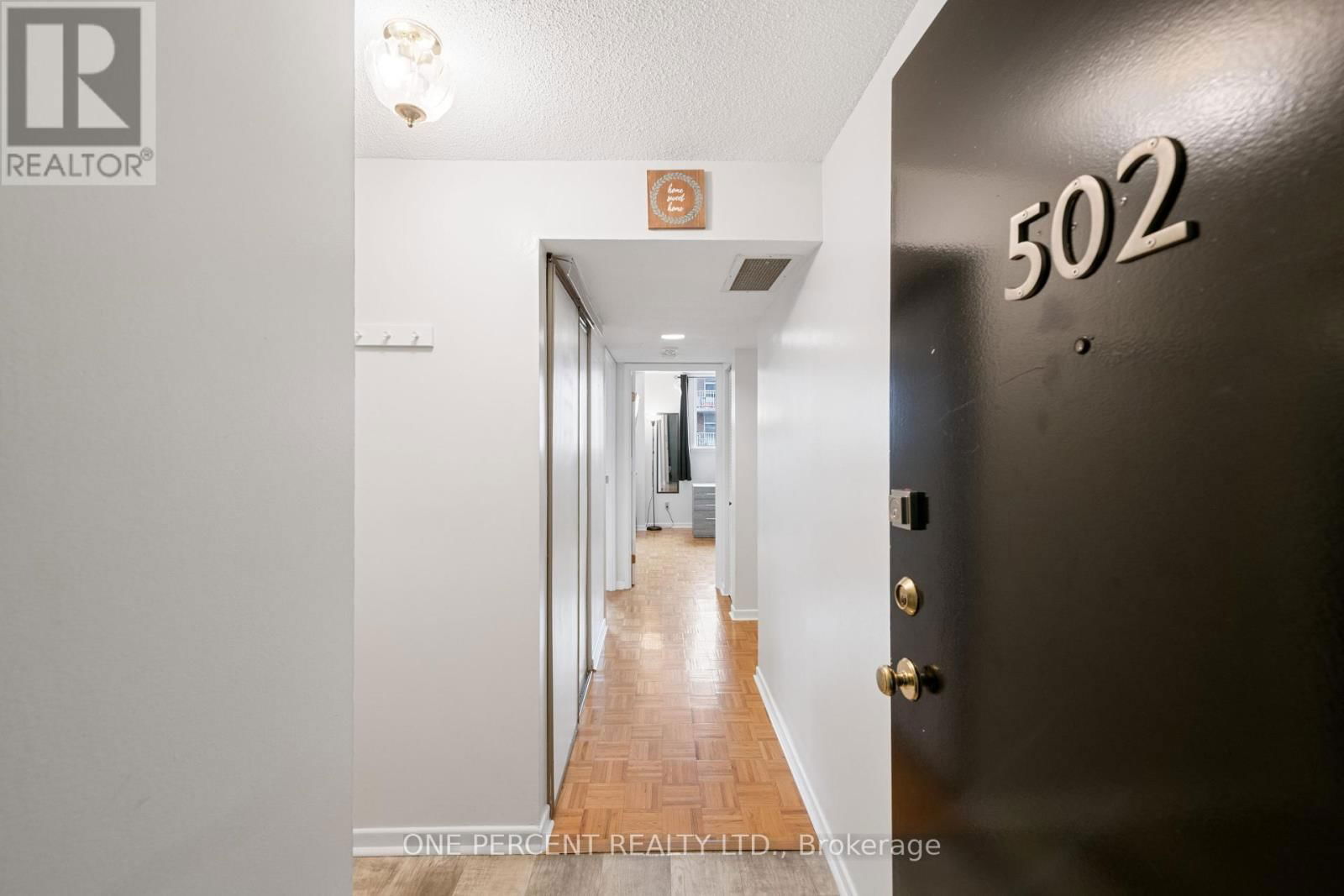 502 - 309 CUMBERLAND STREET Image 4