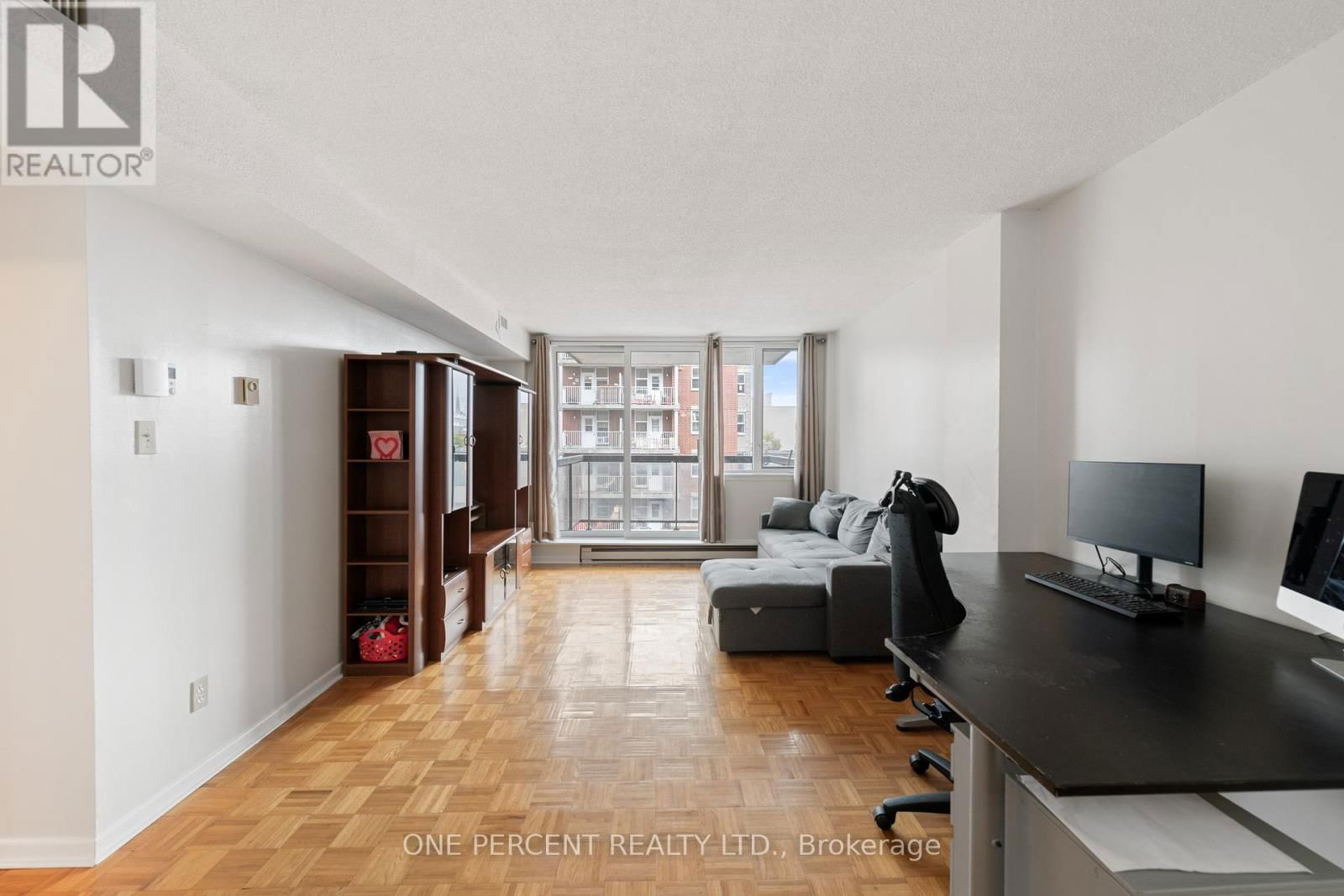 502 - 309 CUMBERLAND STREET Image 6
