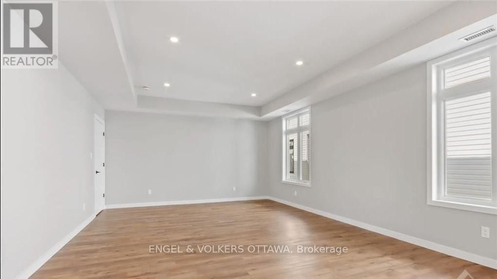 A - 1377 MAXIME STREET Image 13
