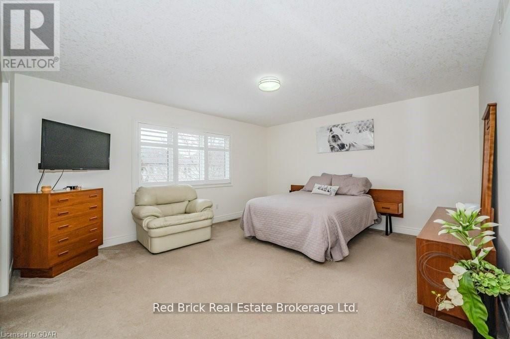 5 BRIGHT LANE Image 21