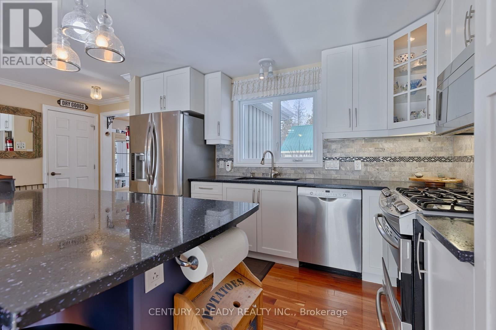 145 APPEL LANE Image 20