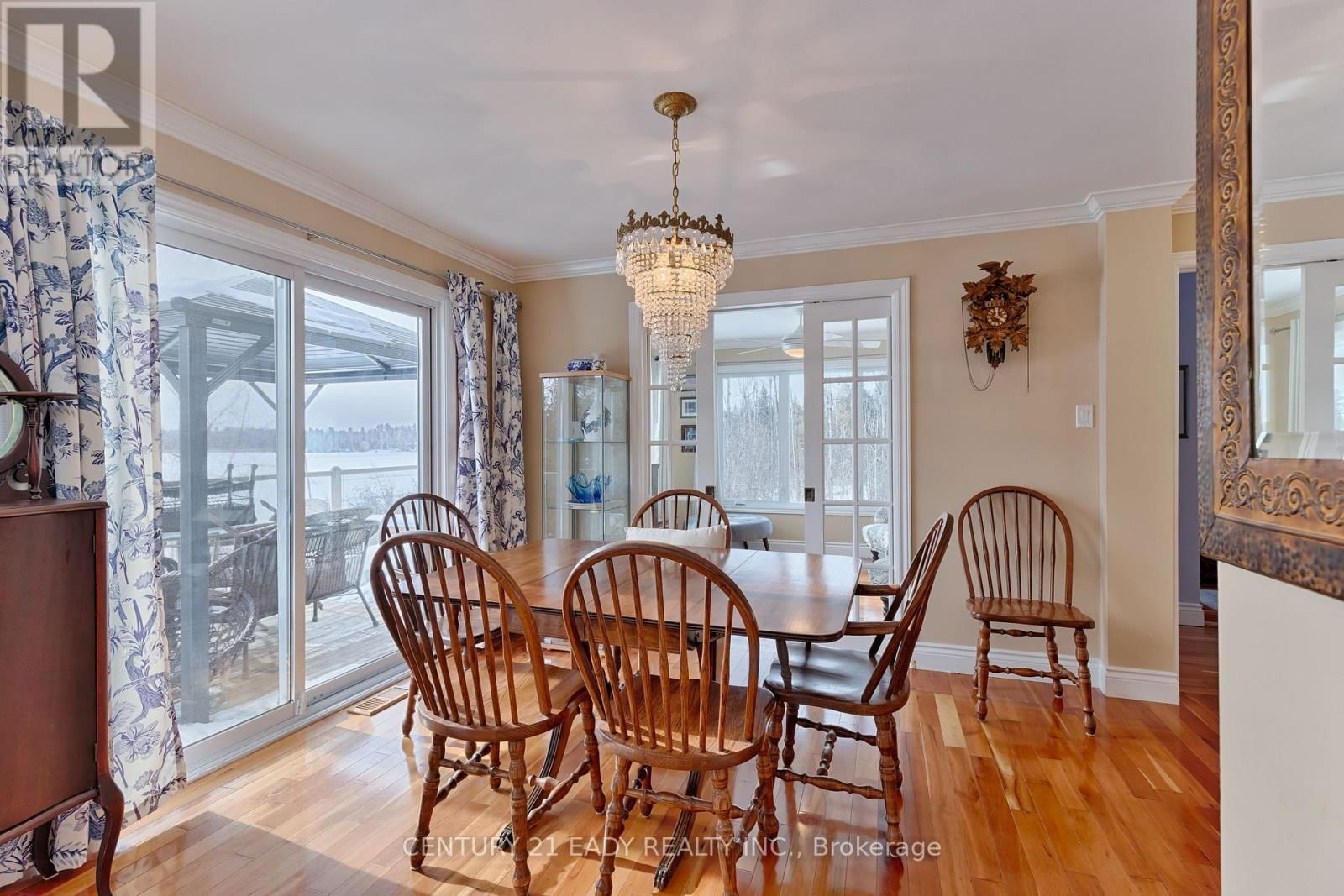 145 APPEL LANE Image 25