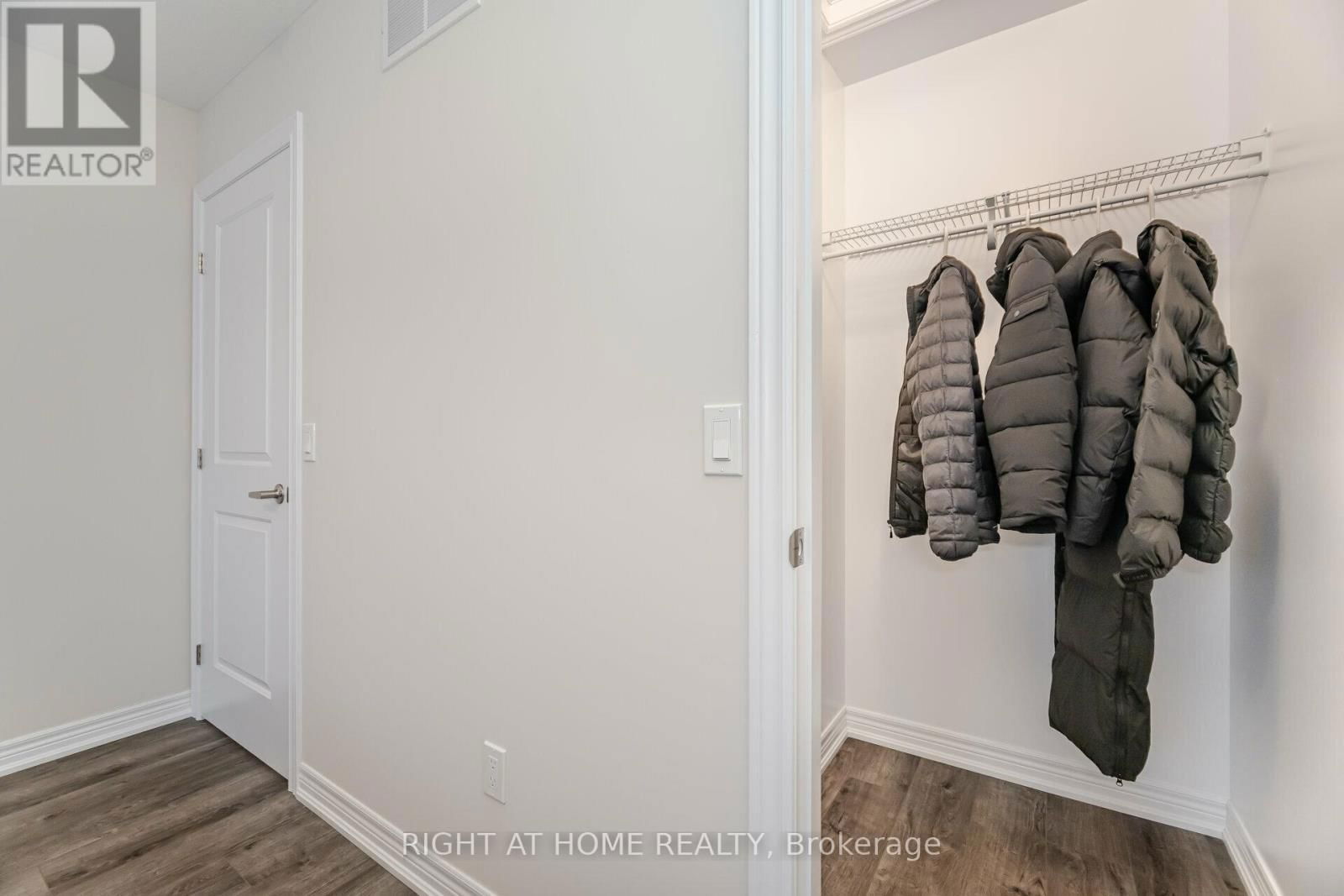 44 - 19 PICARDY DRIVE Image 28