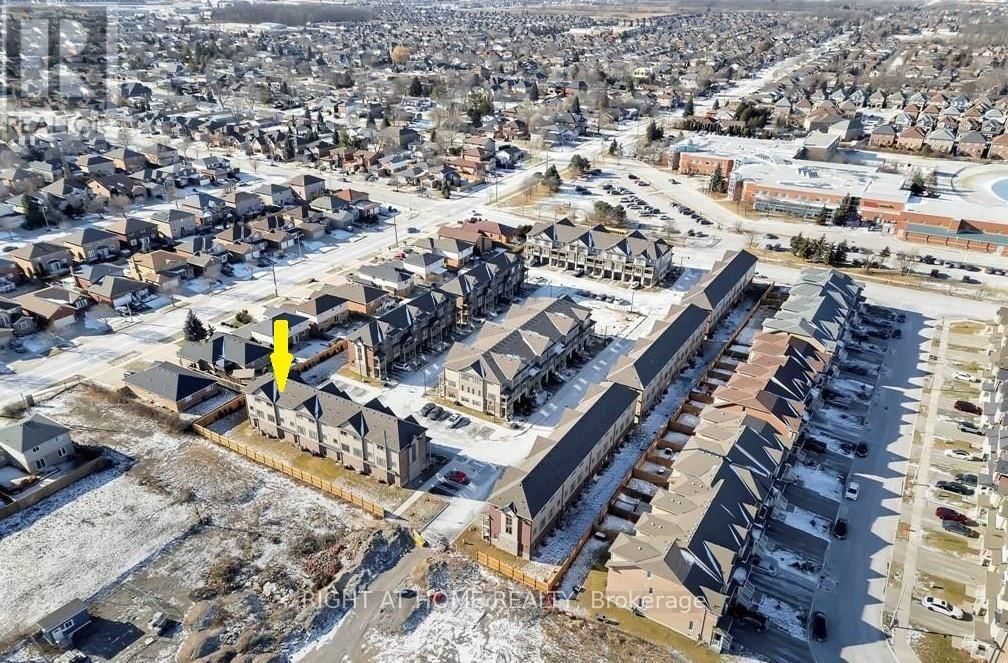 44 - 19 PICARDY DRIVE Image 41