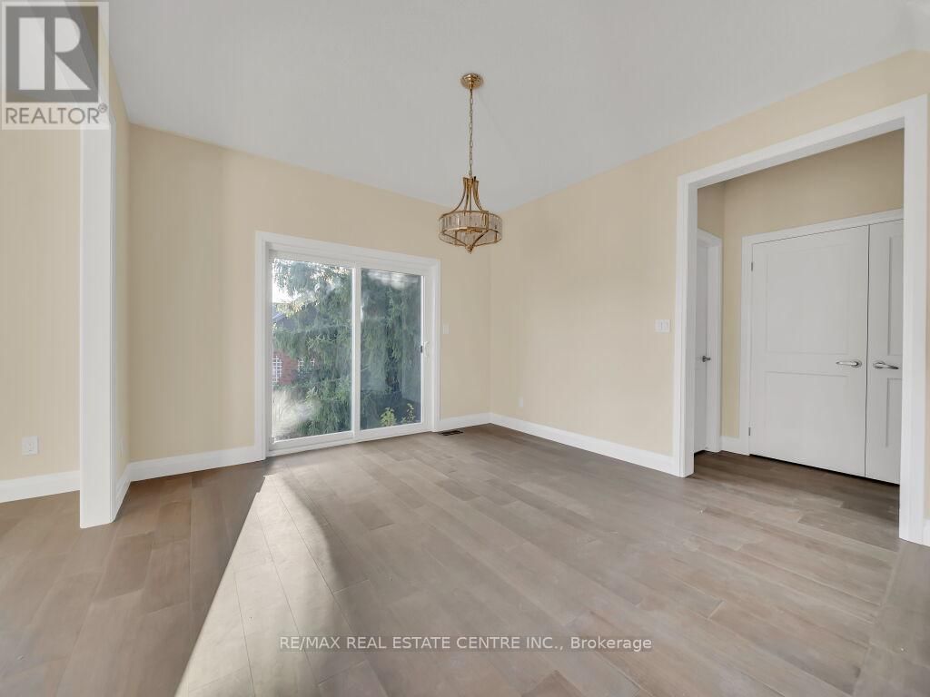 4 ELM STREET Image 20