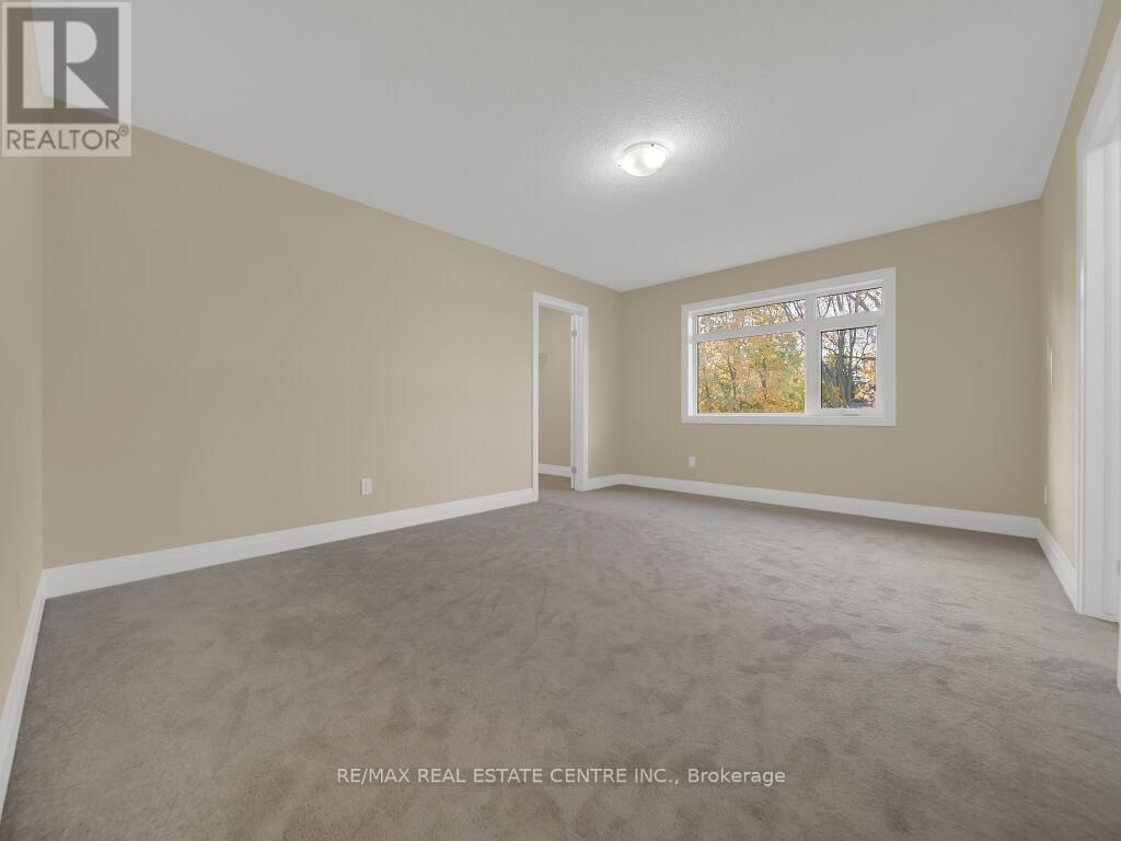 4 ELM STREET Image 36
