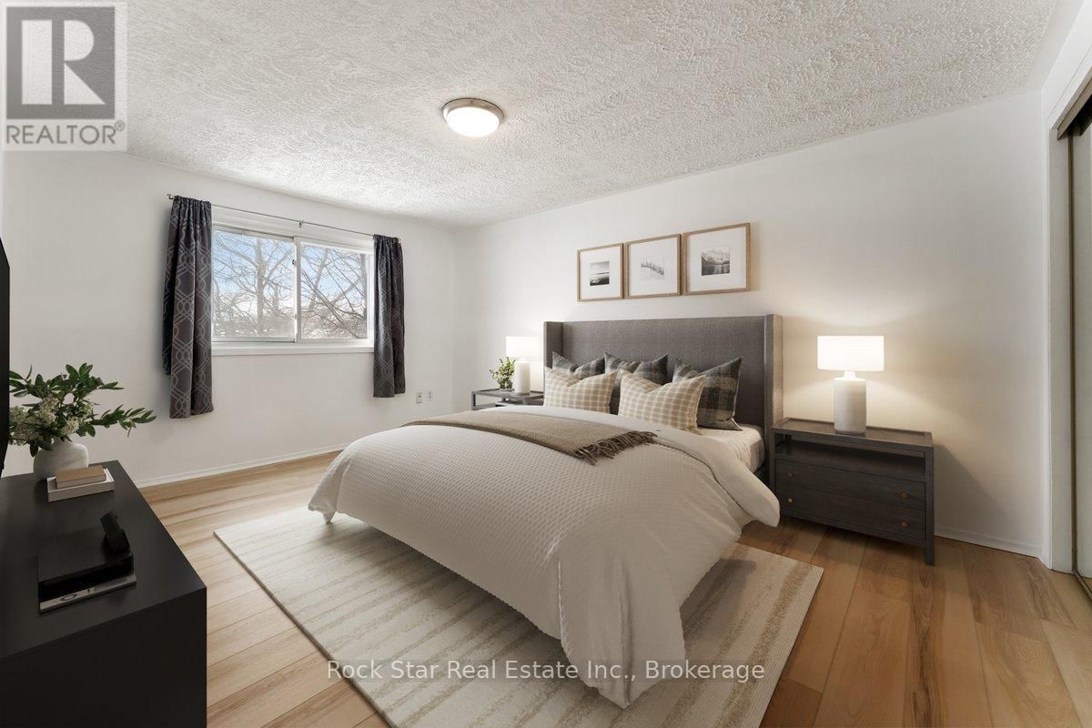 6952 WARDEN AVENUE Image 12