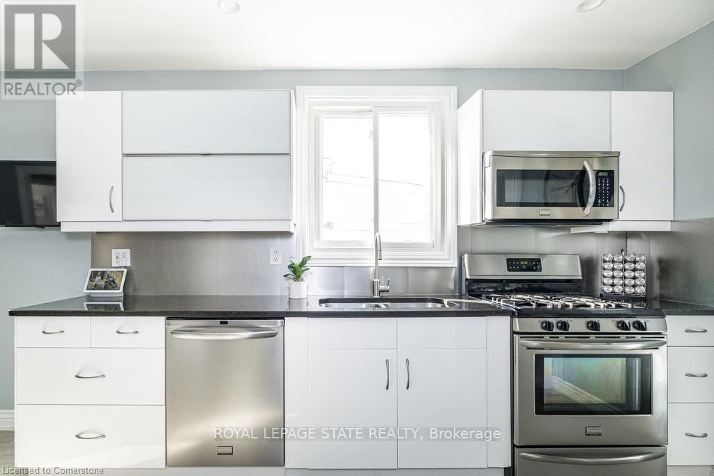 134 CRAIGROYSTON ROAD Image 10