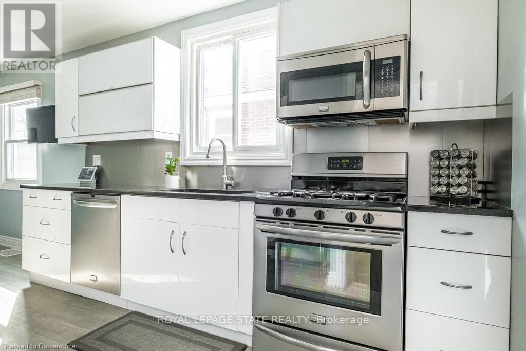 134 CRAIGROYSTON ROAD Image 11