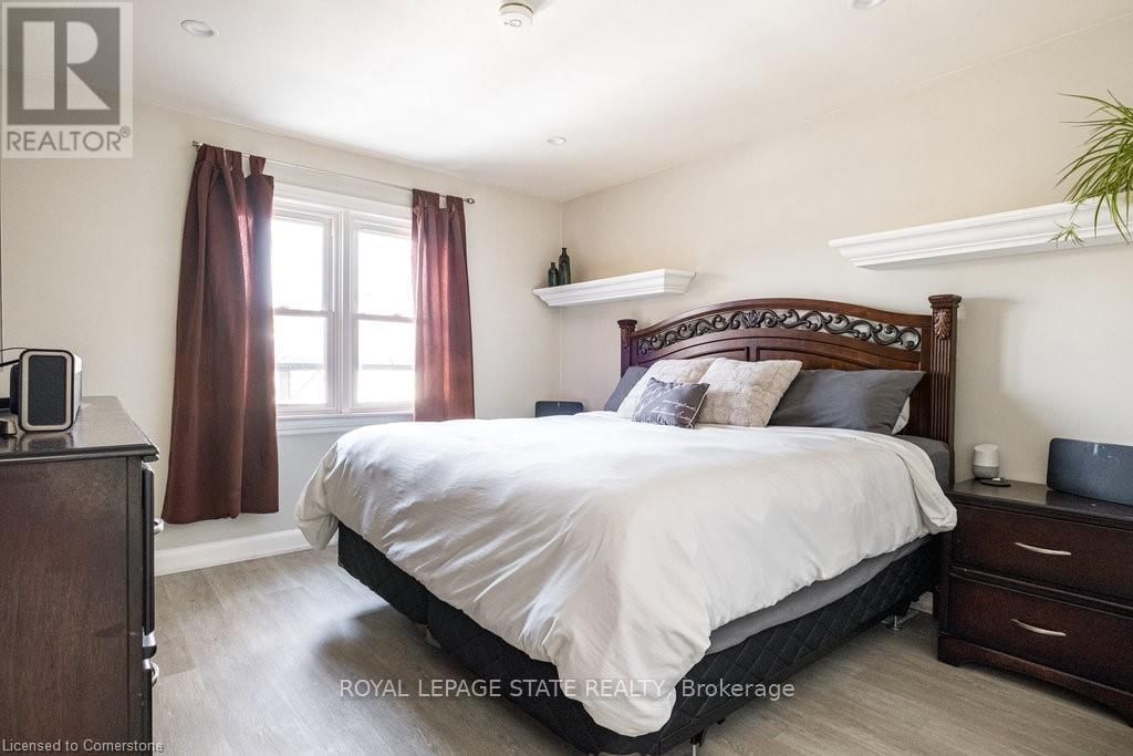 134 CRAIGROYSTON ROAD Image 15