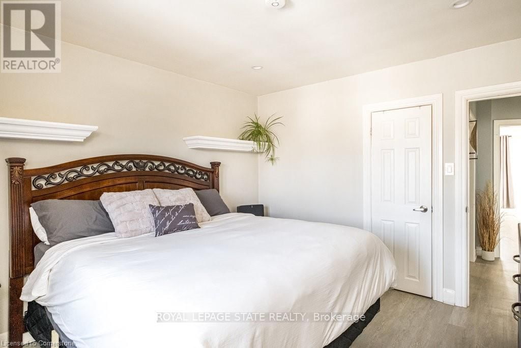 134 CRAIGROYSTON ROAD Image 16