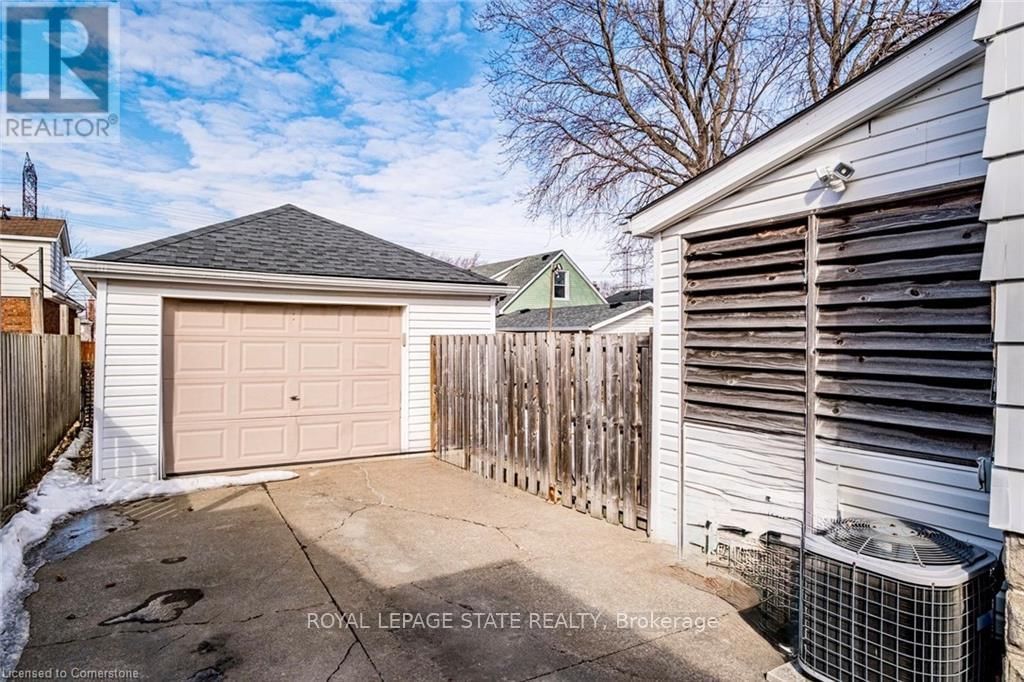 134 CRAIGROYSTON ROAD Image 2