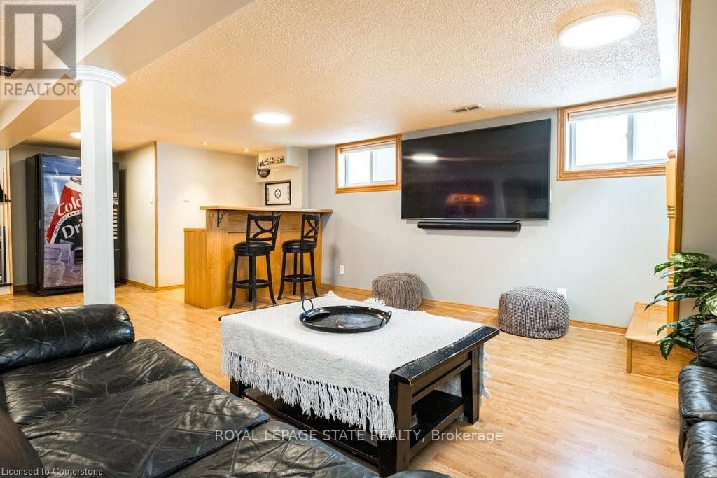 134 CRAIGROYSTON ROAD Image 29