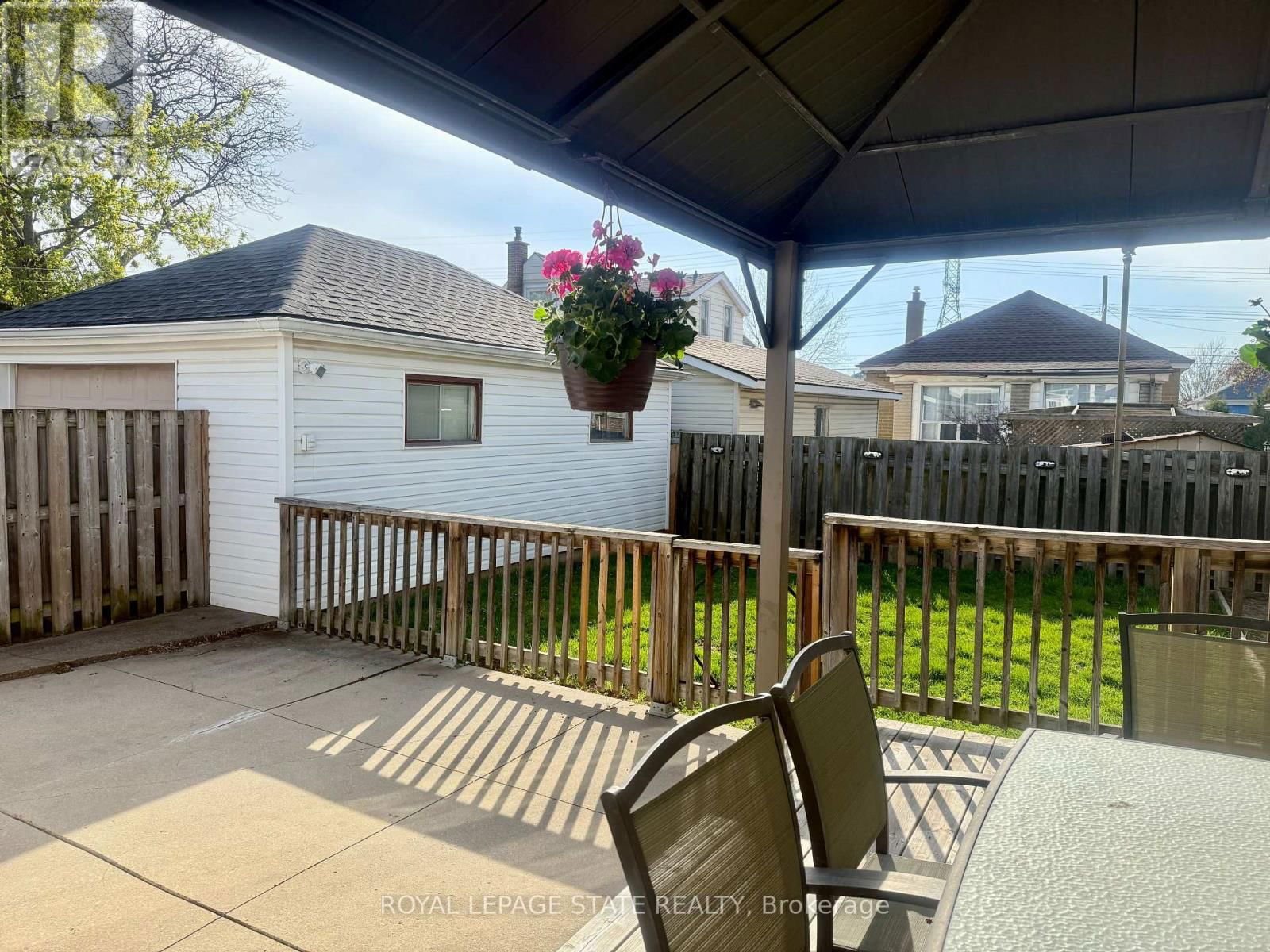 134 CRAIGROYSTON ROAD Image 38