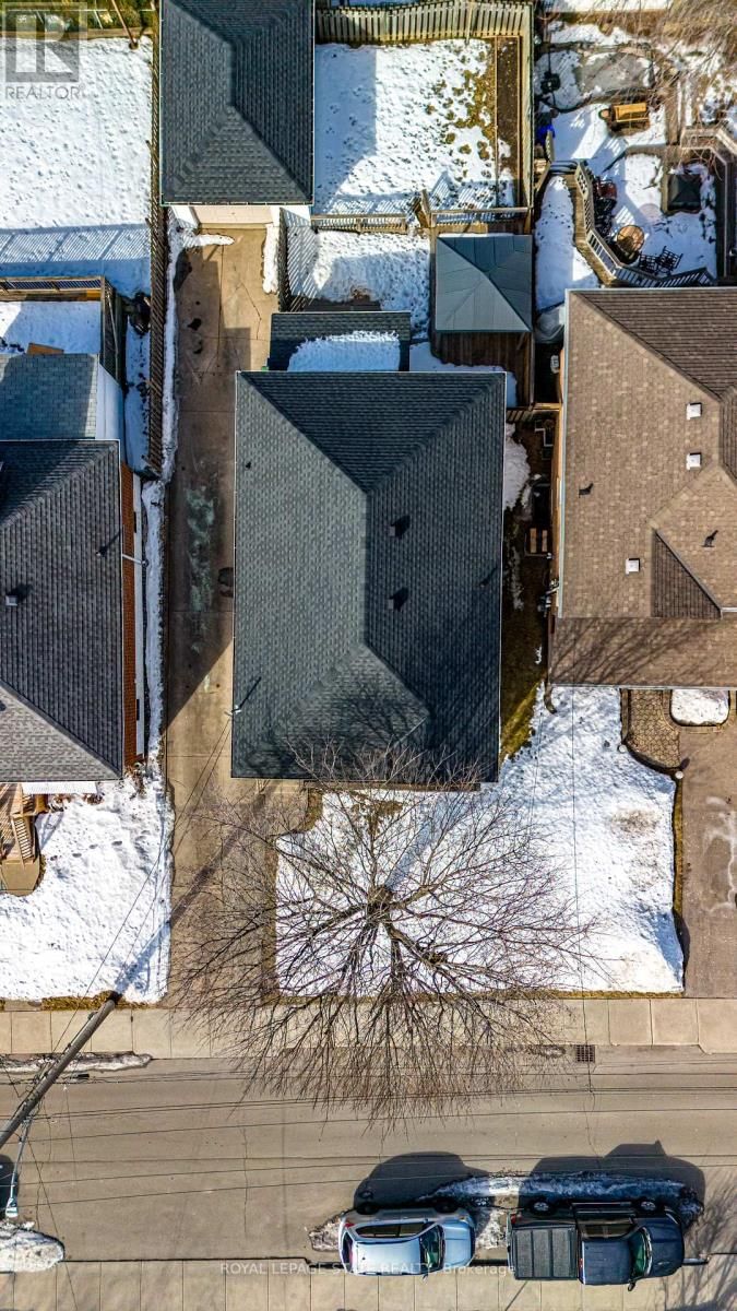 134 CRAIGROYSTON ROAD Image 40