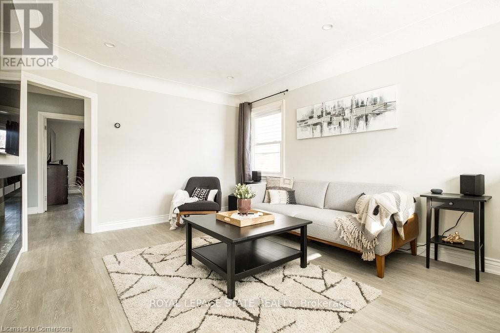 134 CRAIGROYSTON ROAD Image 8