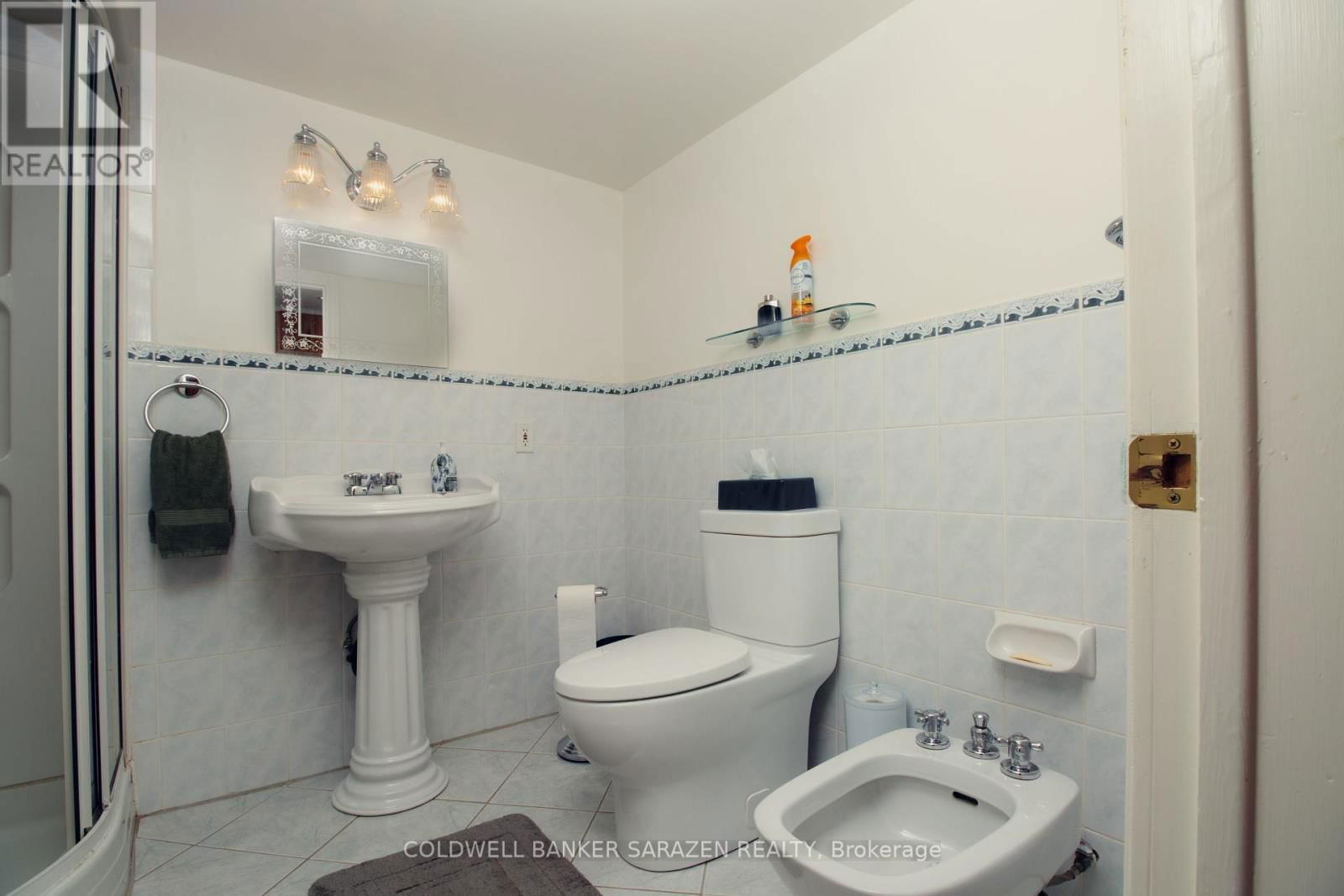 2435 HEATON AVENUE Image 17