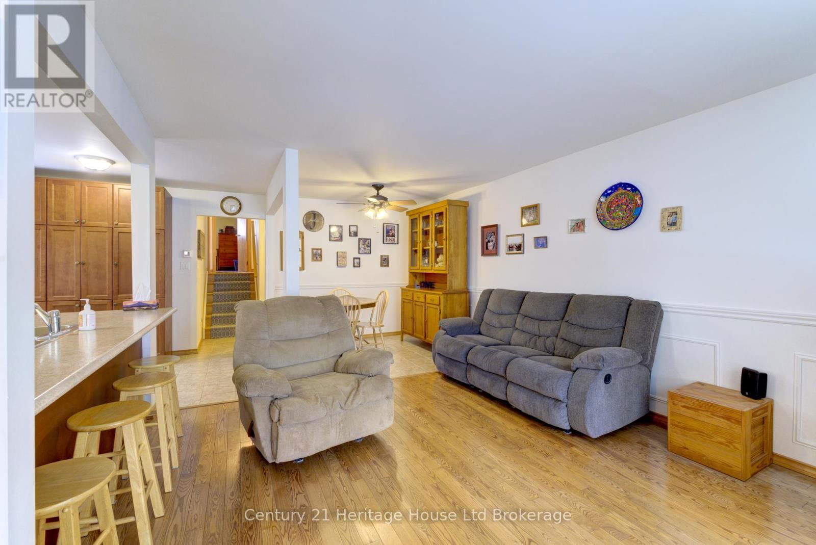72 MAGNOLIA DRIVE Image 10