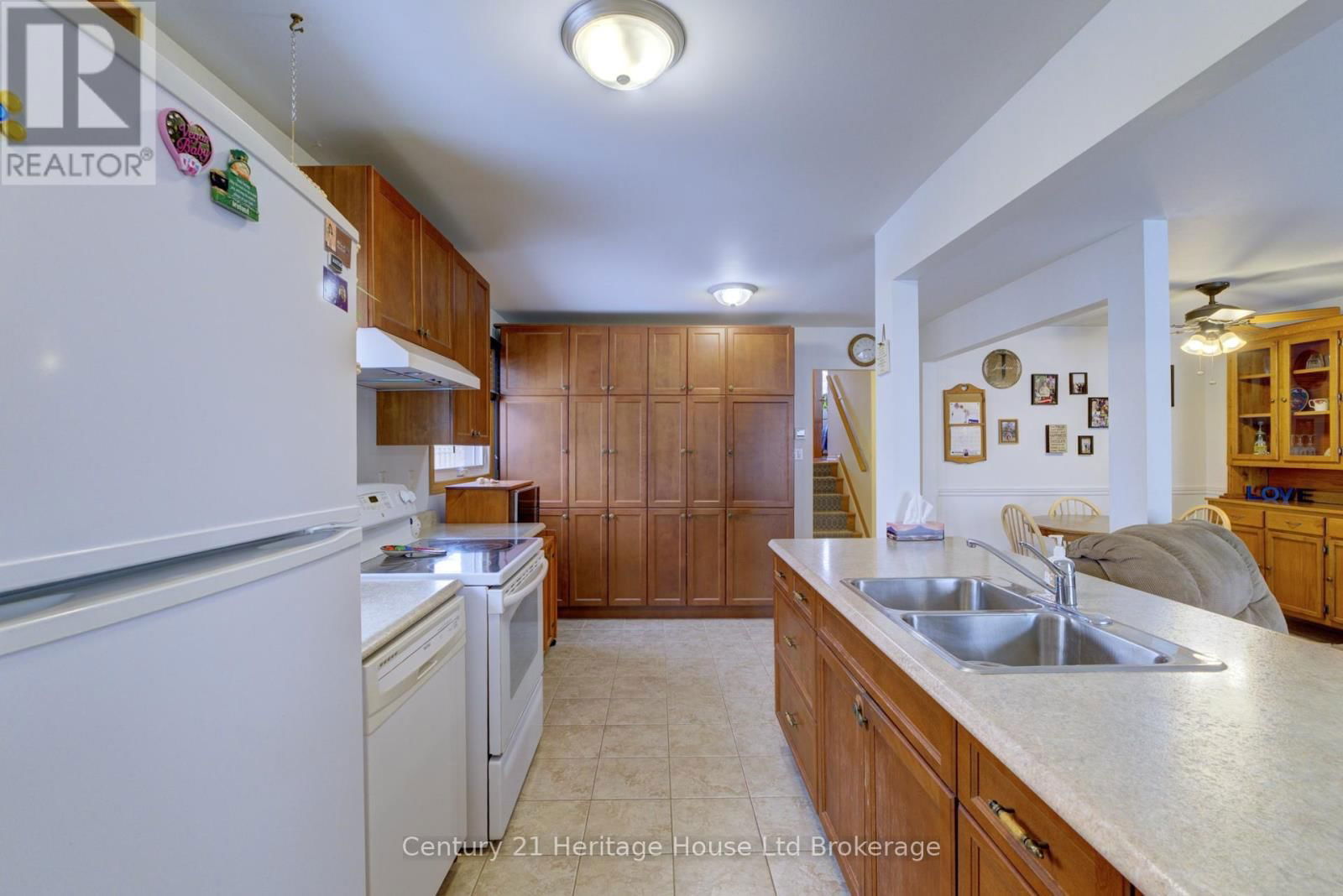 72 MAGNOLIA DRIVE Image 12