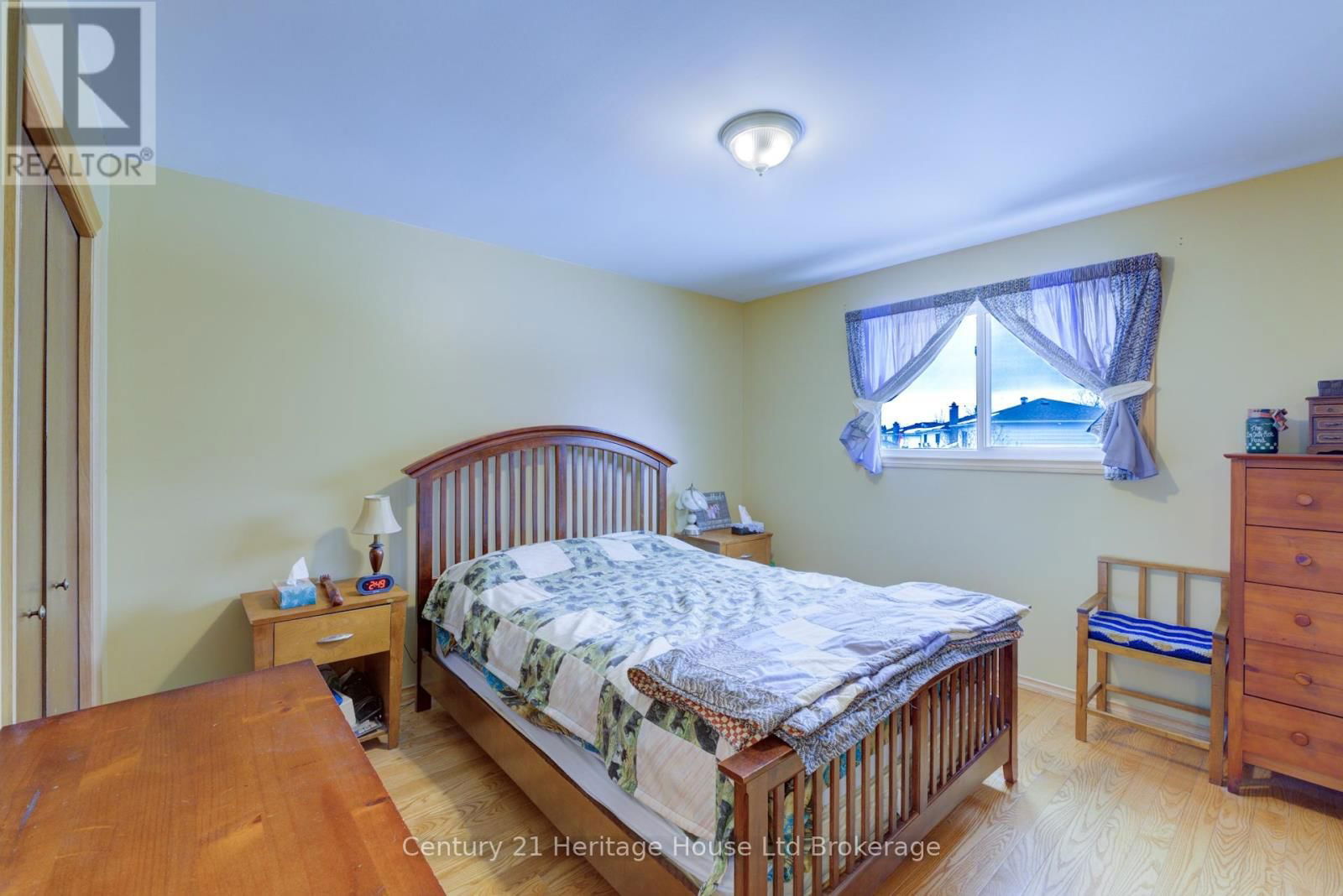 72 MAGNOLIA DRIVE Image 14