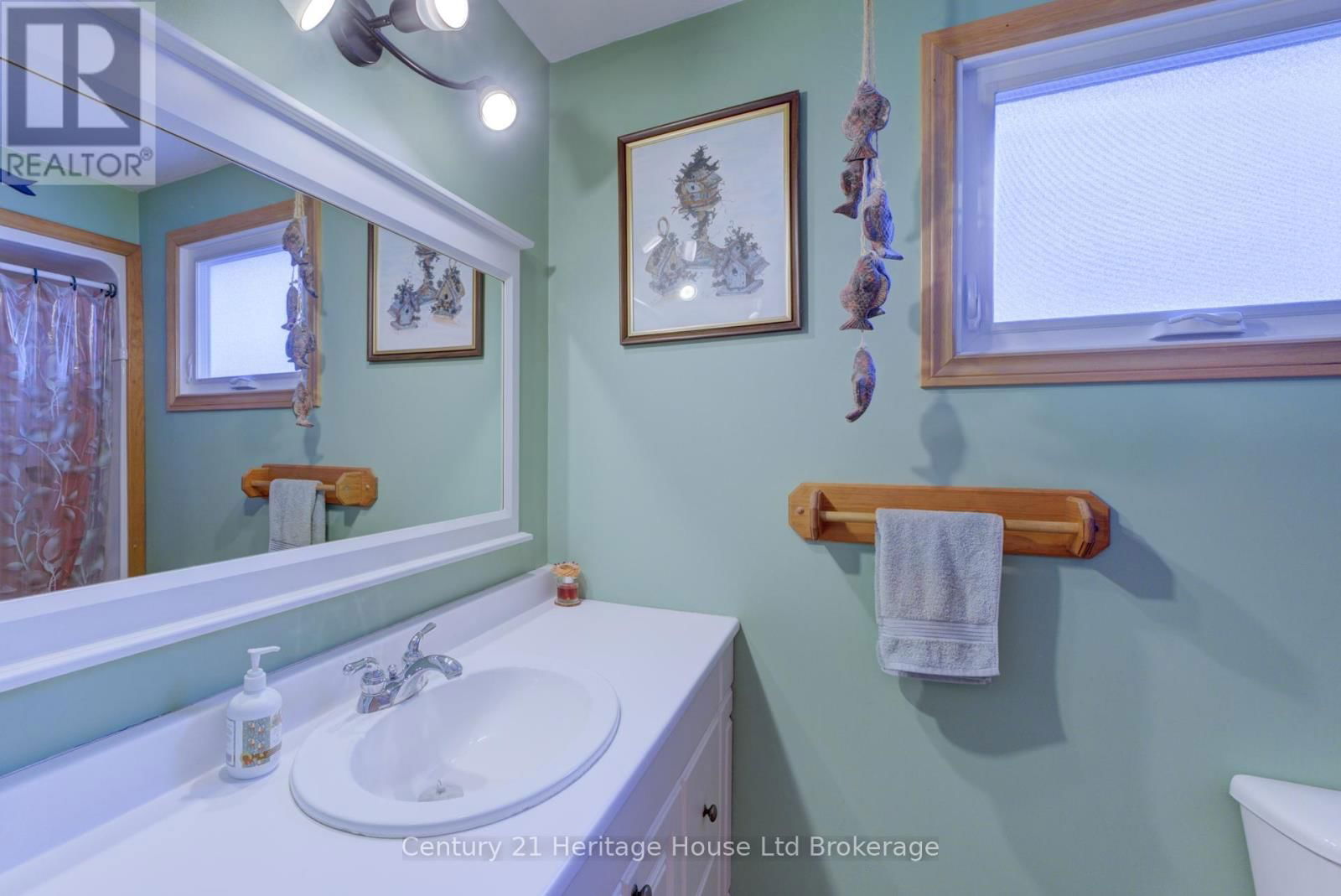 72 MAGNOLIA DRIVE Image 23