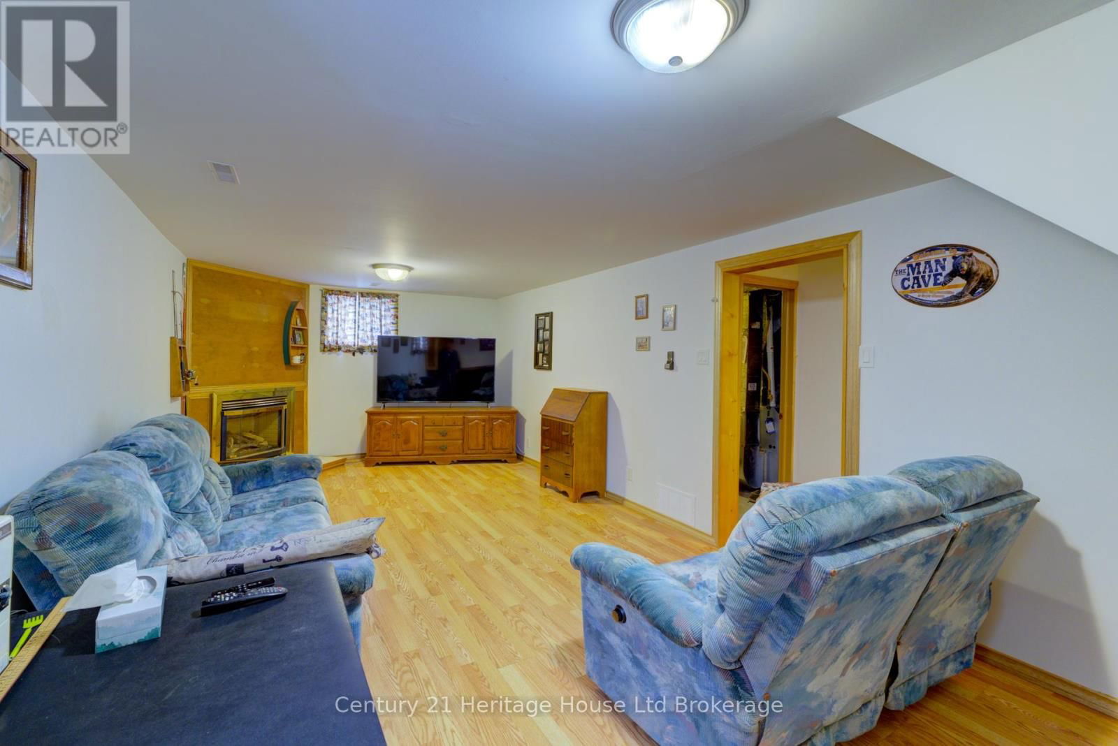 72 MAGNOLIA DRIVE Image 25
