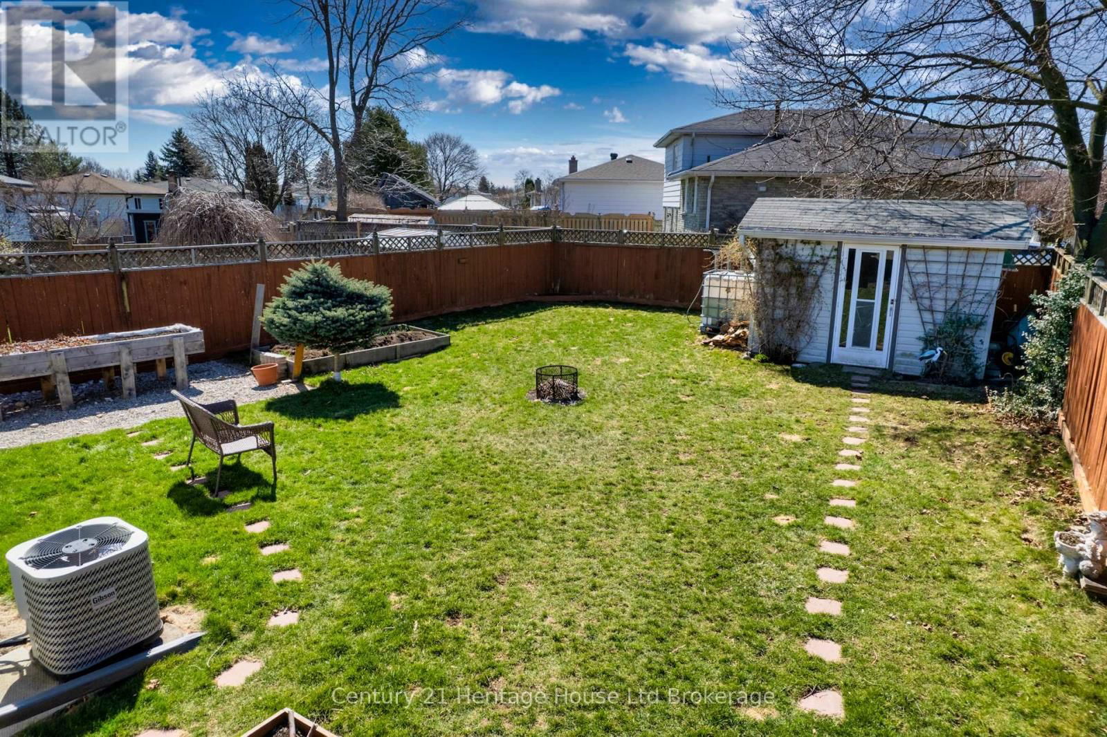 72 MAGNOLIA DRIVE Image 37