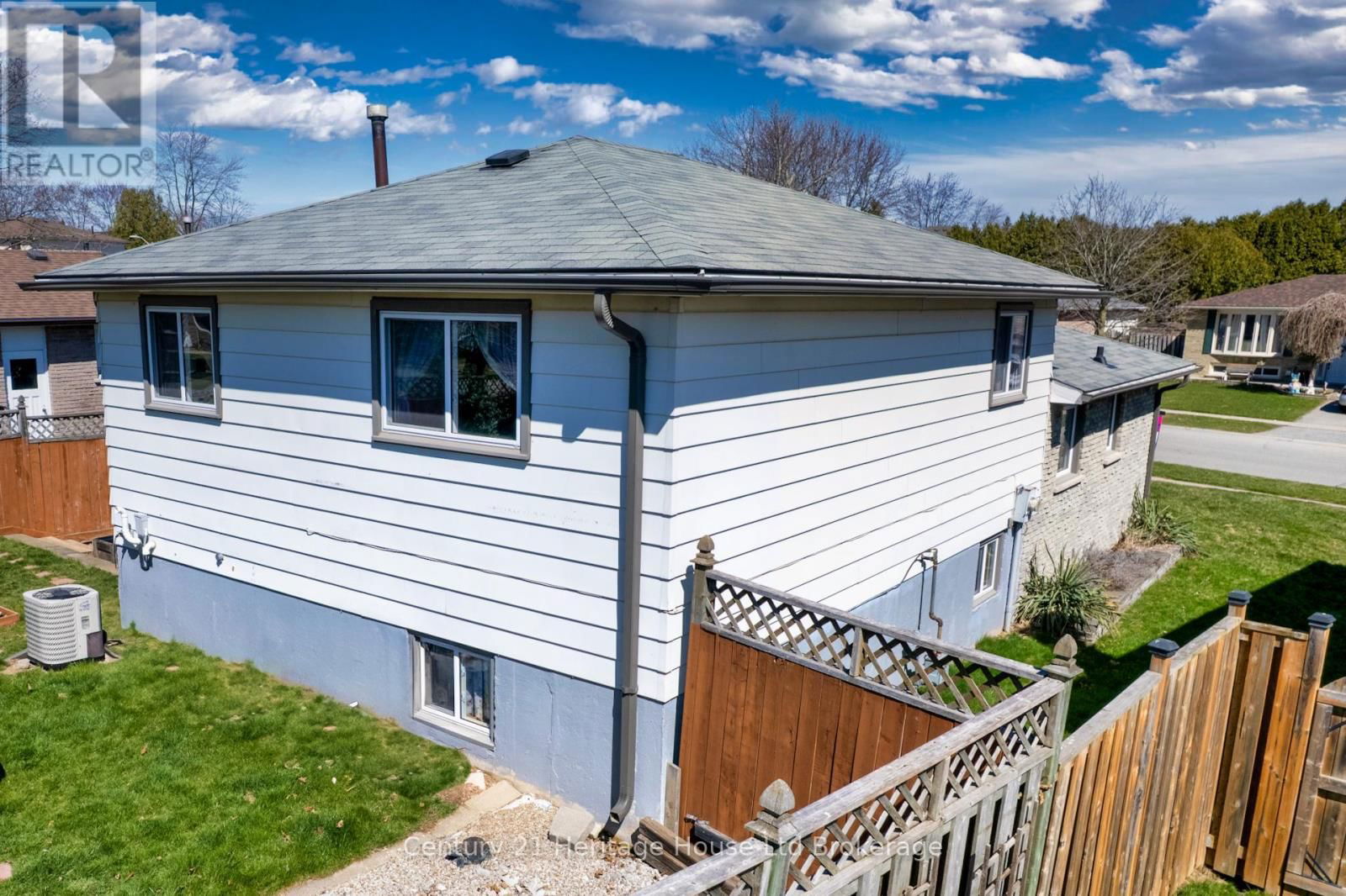 72 MAGNOLIA DRIVE Image 41