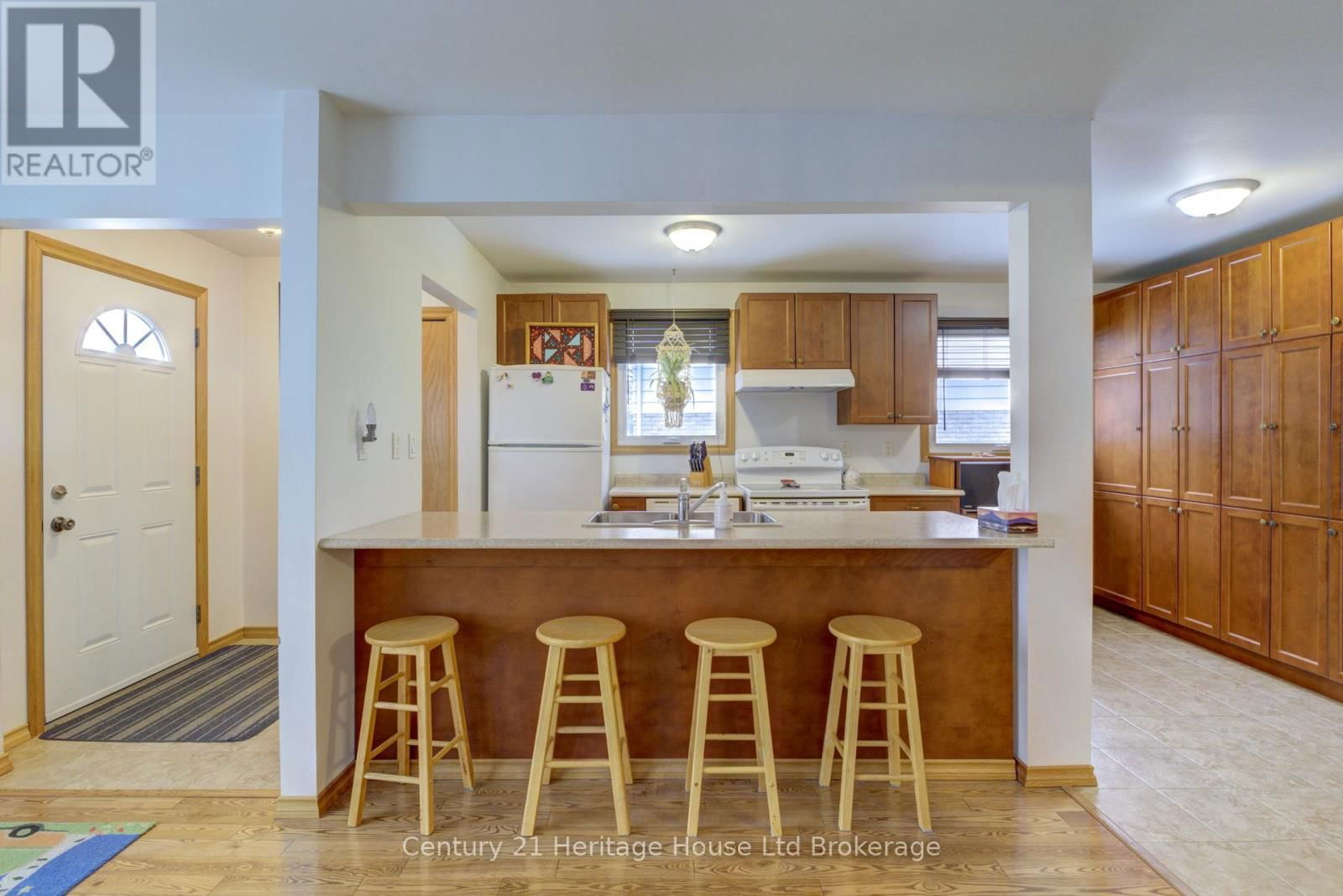 72 MAGNOLIA DRIVE Image 5