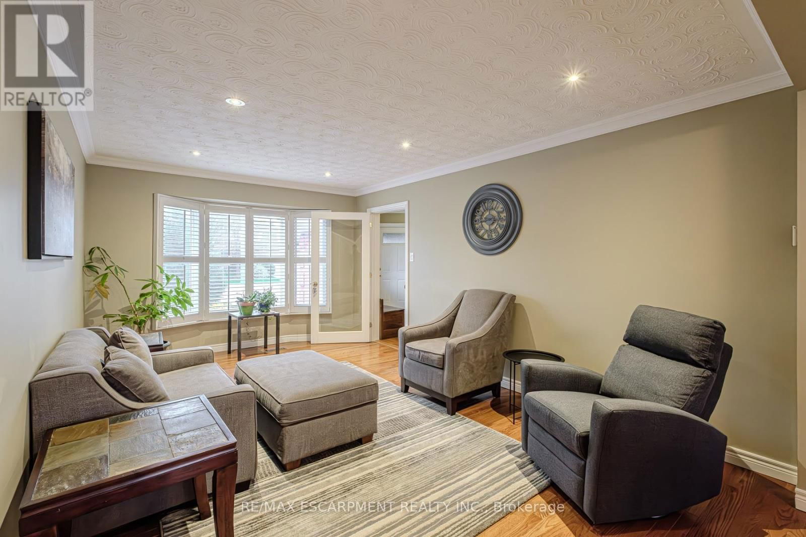 106 RUSHDALE DRIVE Image 10