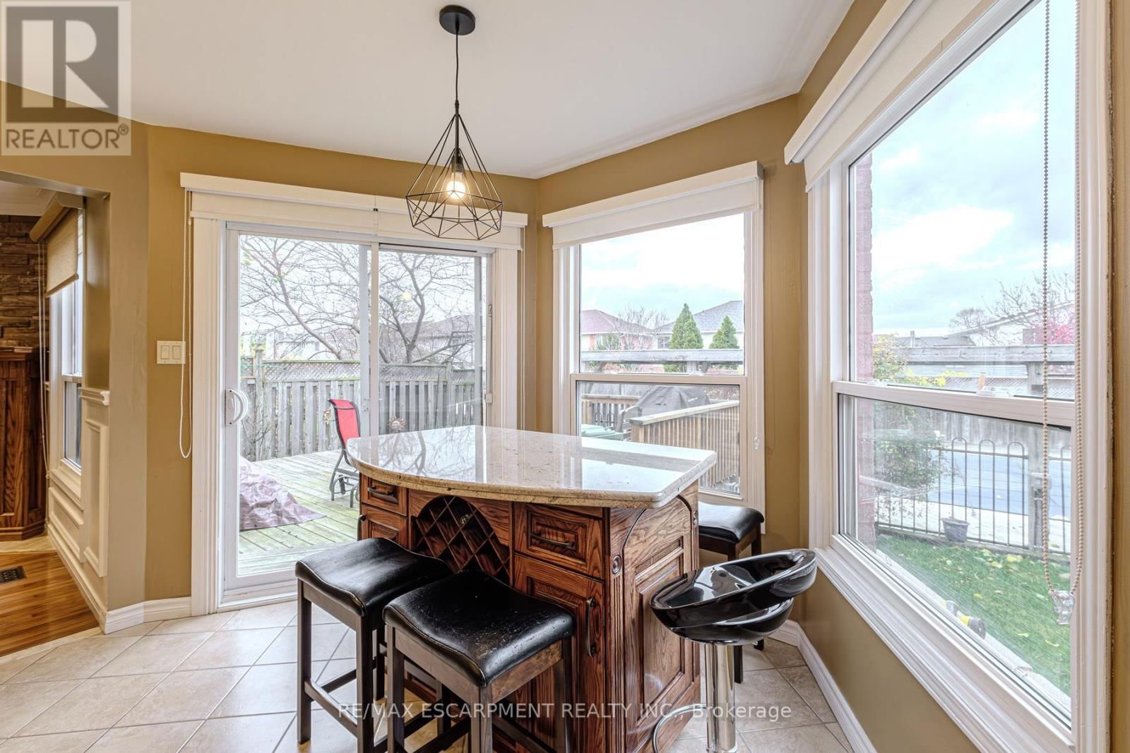 106 RUSHDALE DRIVE Image 17