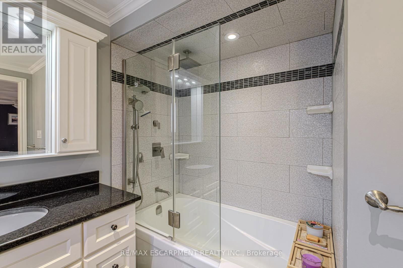 106 RUSHDALE DRIVE Image 27