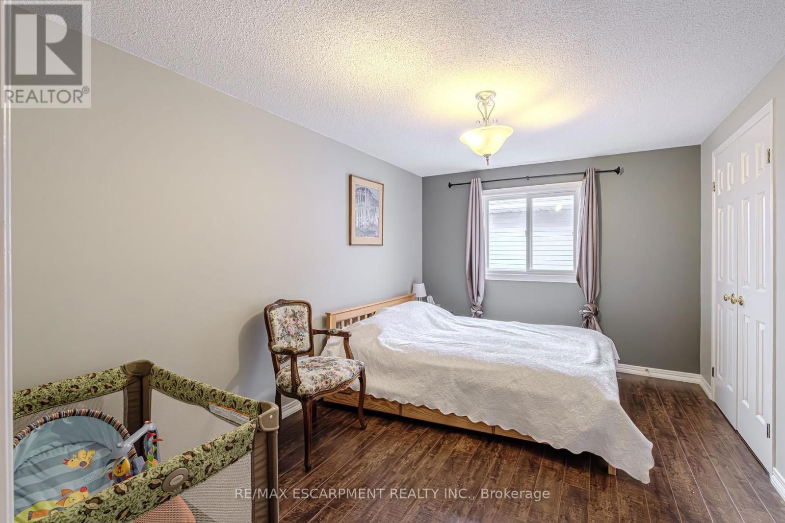 106 RUSHDALE DRIVE Image 29
