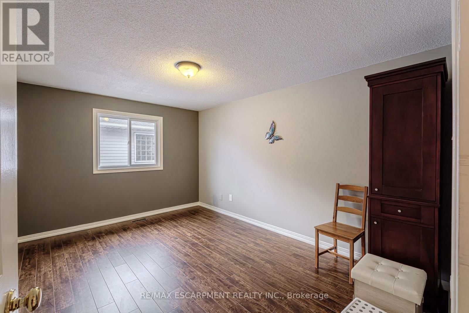 106 RUSHDALE DRIVE Image 30