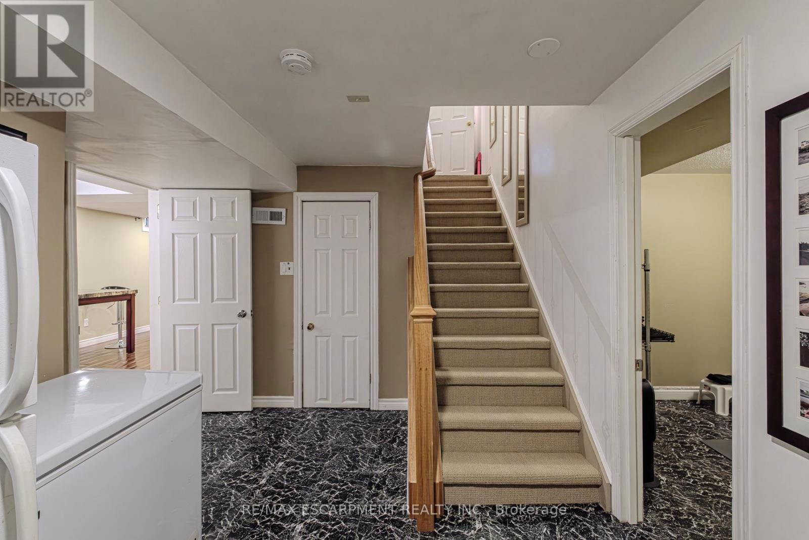106 RUSHDALE DRIVE Image 35