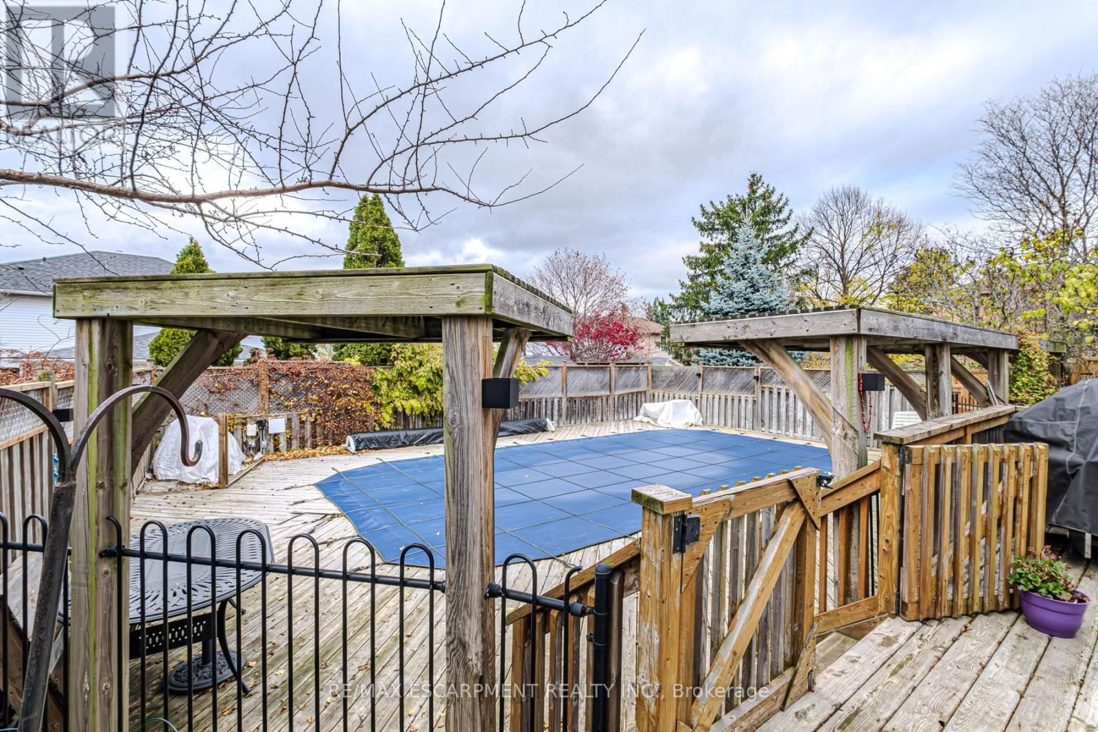 106 RUSHDALE DRIVE Image 46
